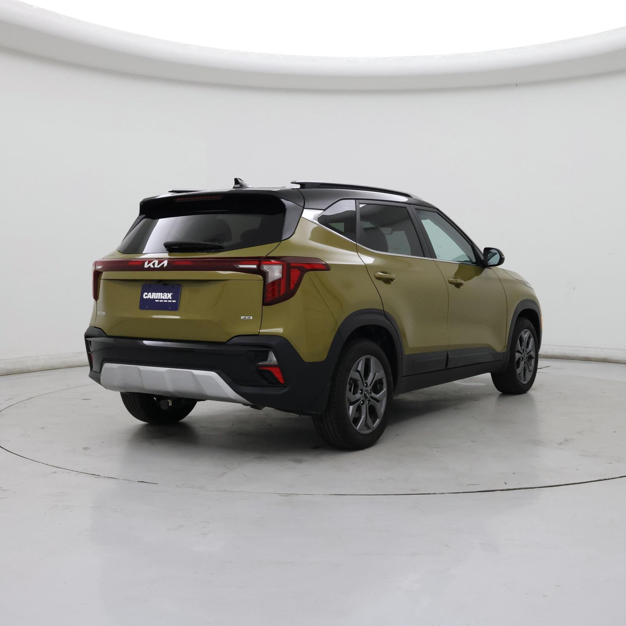 Thumbnail: 2024 Kia Seltos - 8