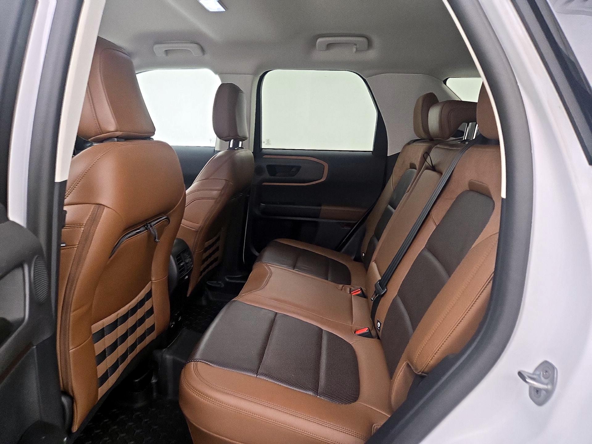 Thumbnail: 2022 Ford Bronco Sport - 19