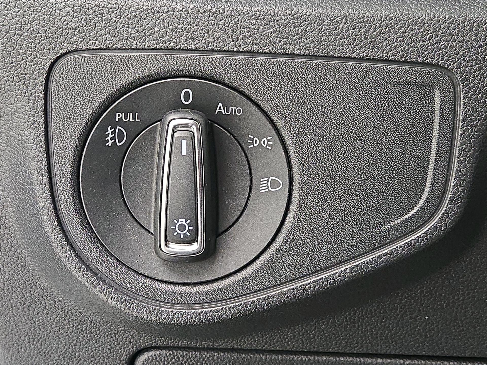 Thumbnail: 2019 Volkswagen Atlas - 13