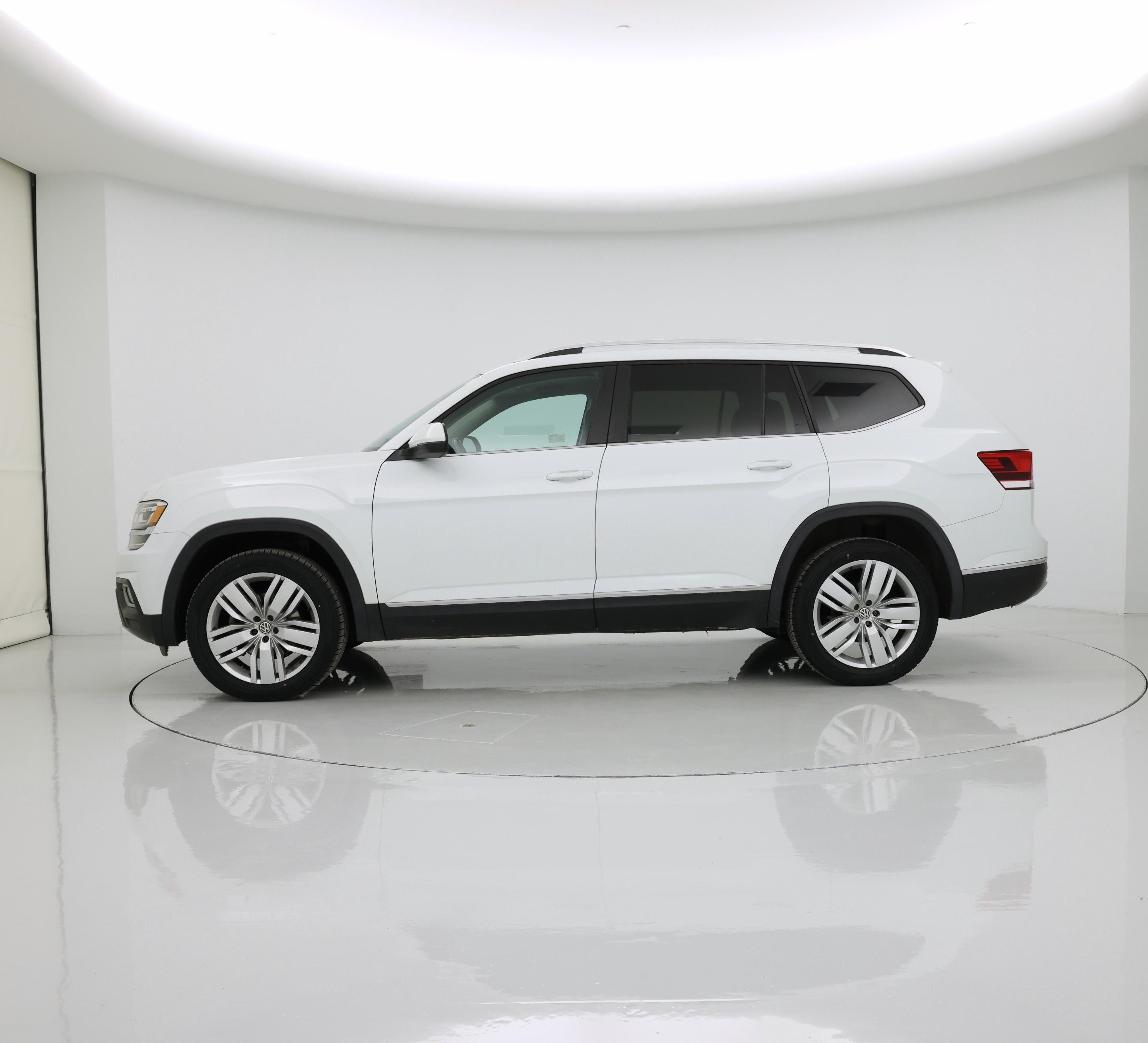 Thumbnail: 2019 Volkswagen Atlas - 3