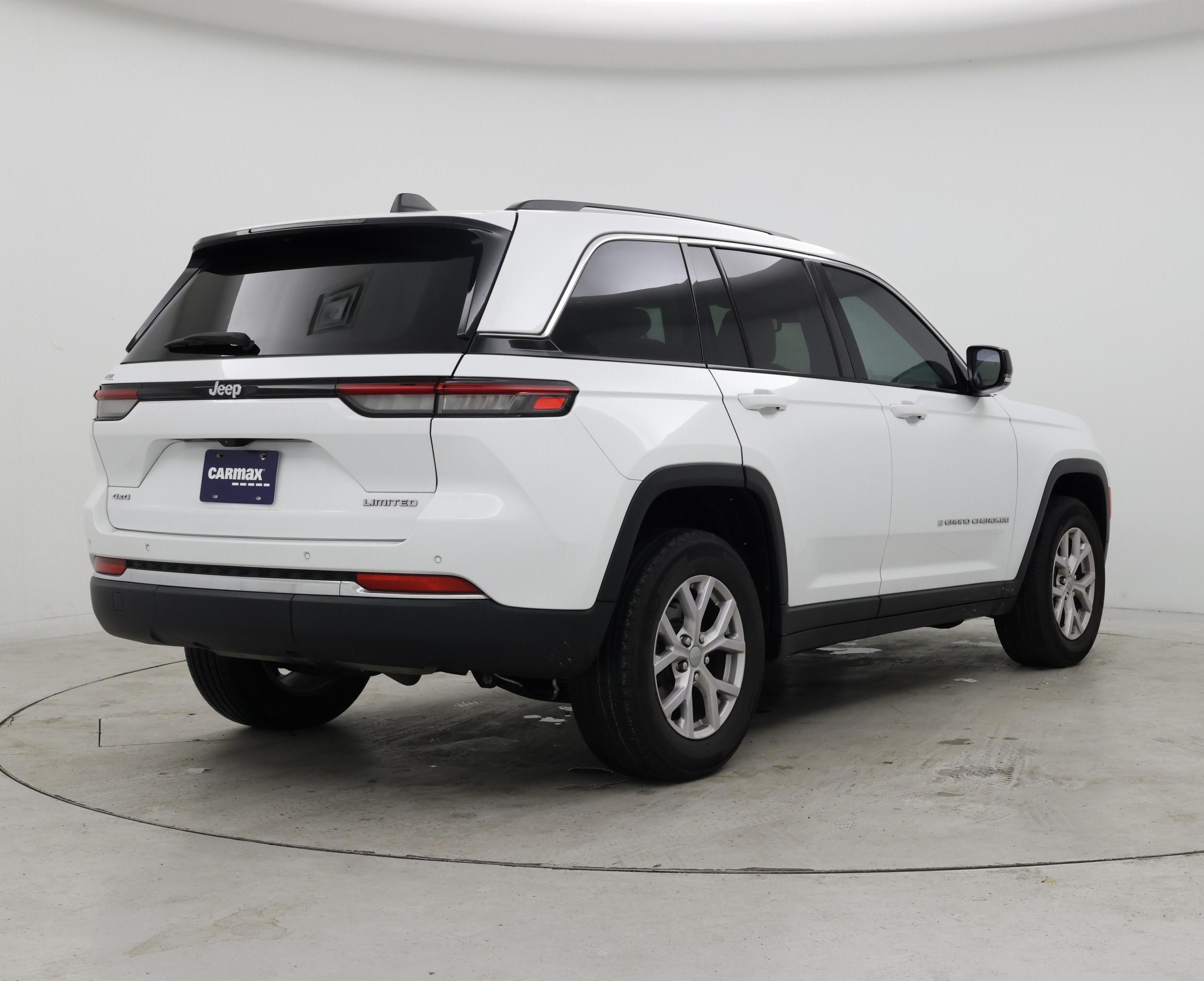 Thumbnail: 2022 Jeep Grand Cherokee - 8