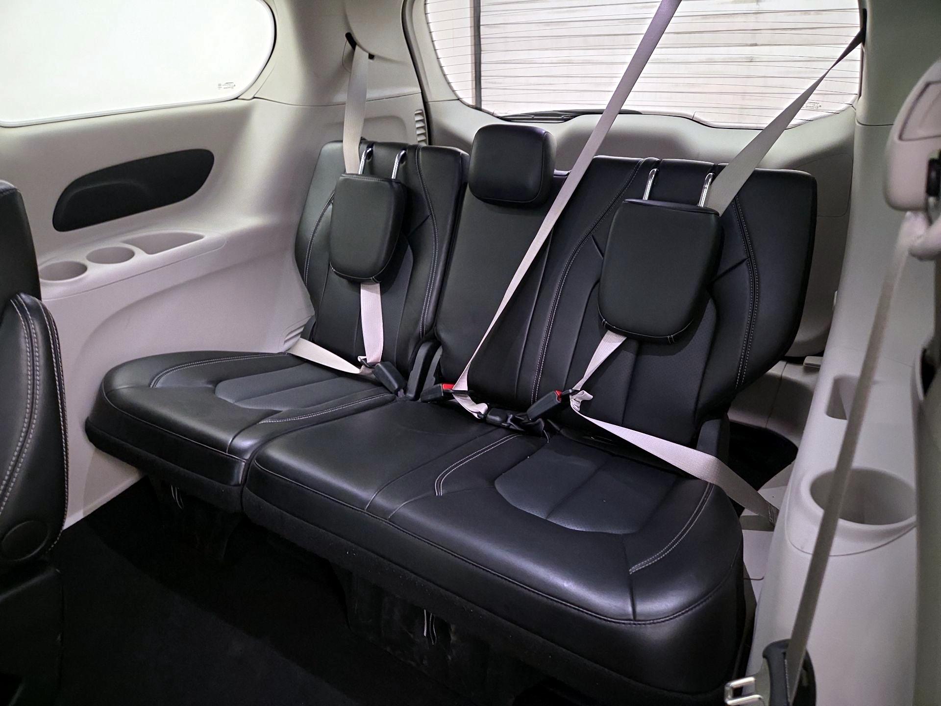 Thumbnail: 2024 Chrysler Pacifica - 20