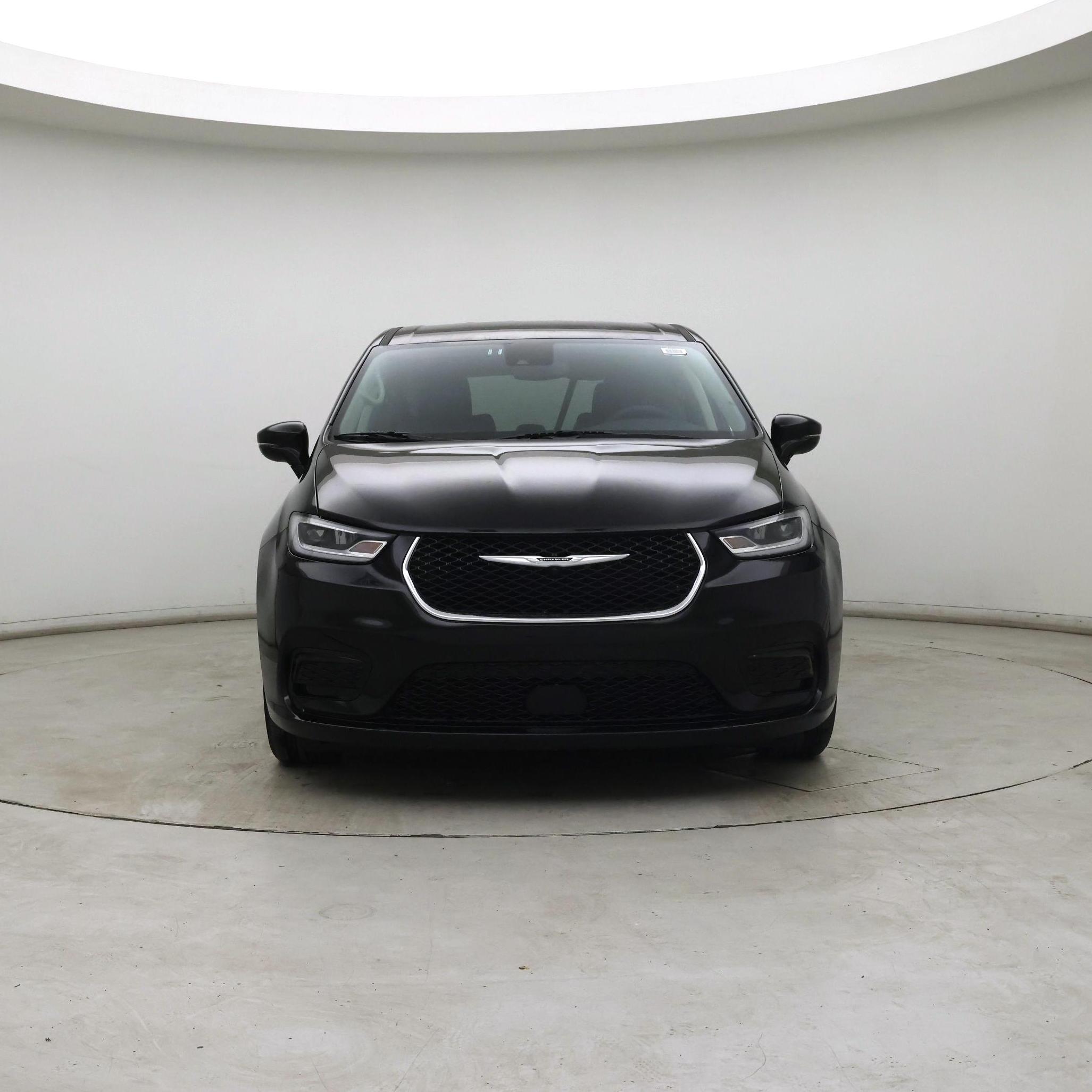 Thumbnail: 2024 Chrysler Pacifica - 5