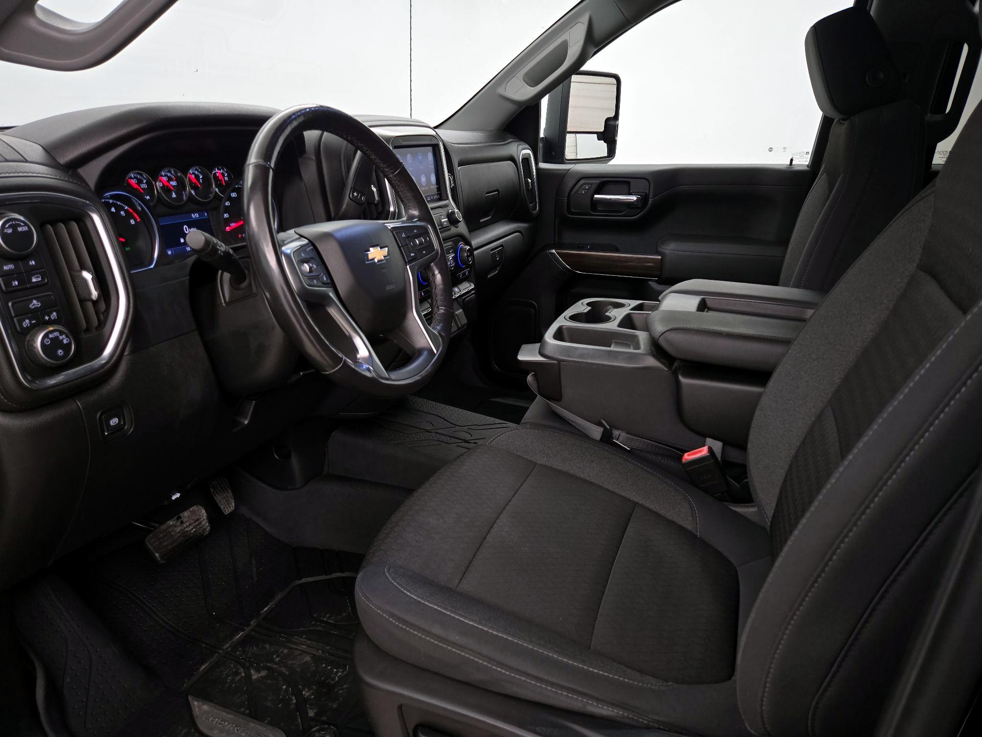 Thumbnail: 2020 Chevrolet Silverado 1500 - 11