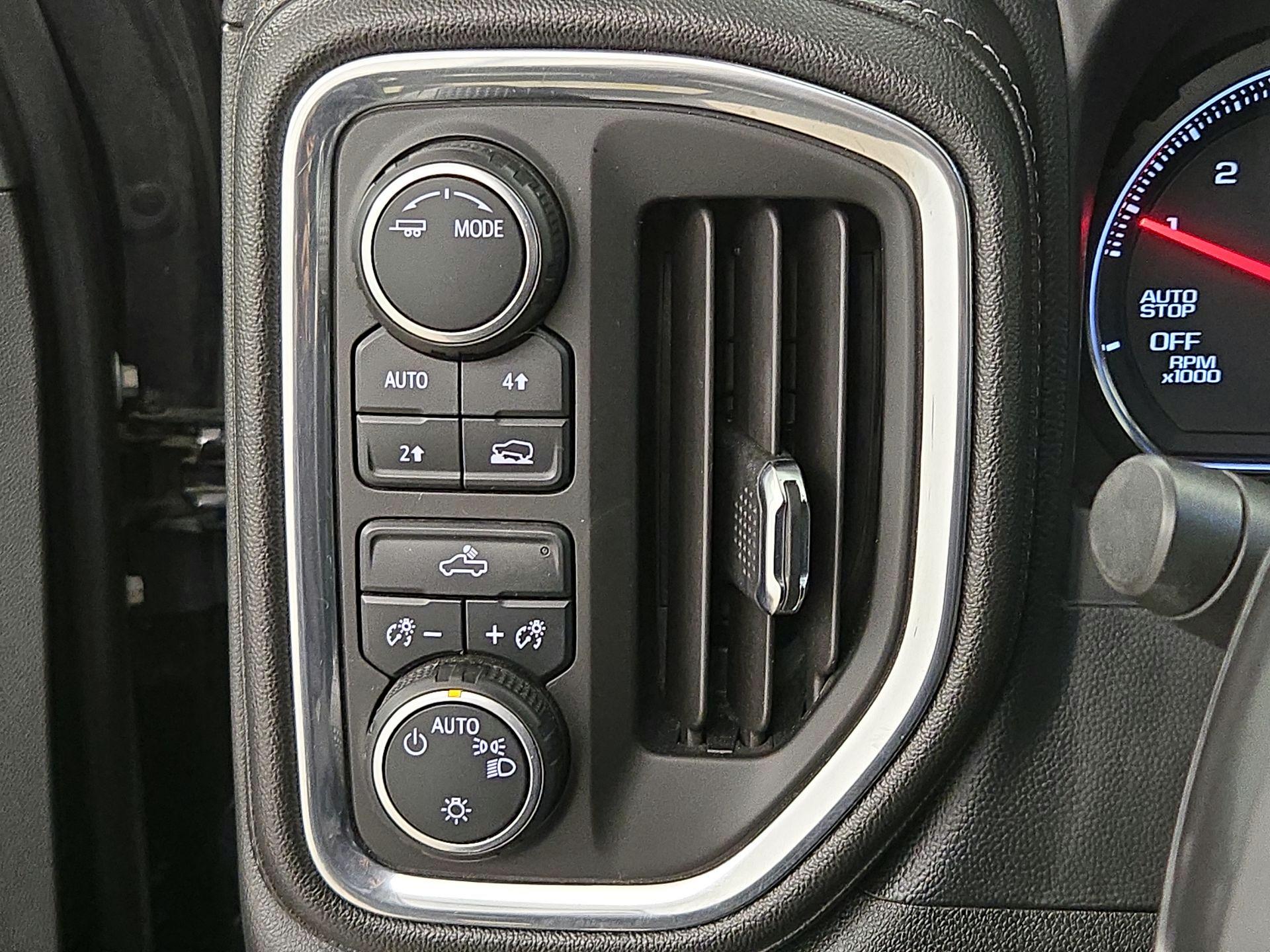 Thumbnail: 2020 Chevrolet Silverado 1500 - 13