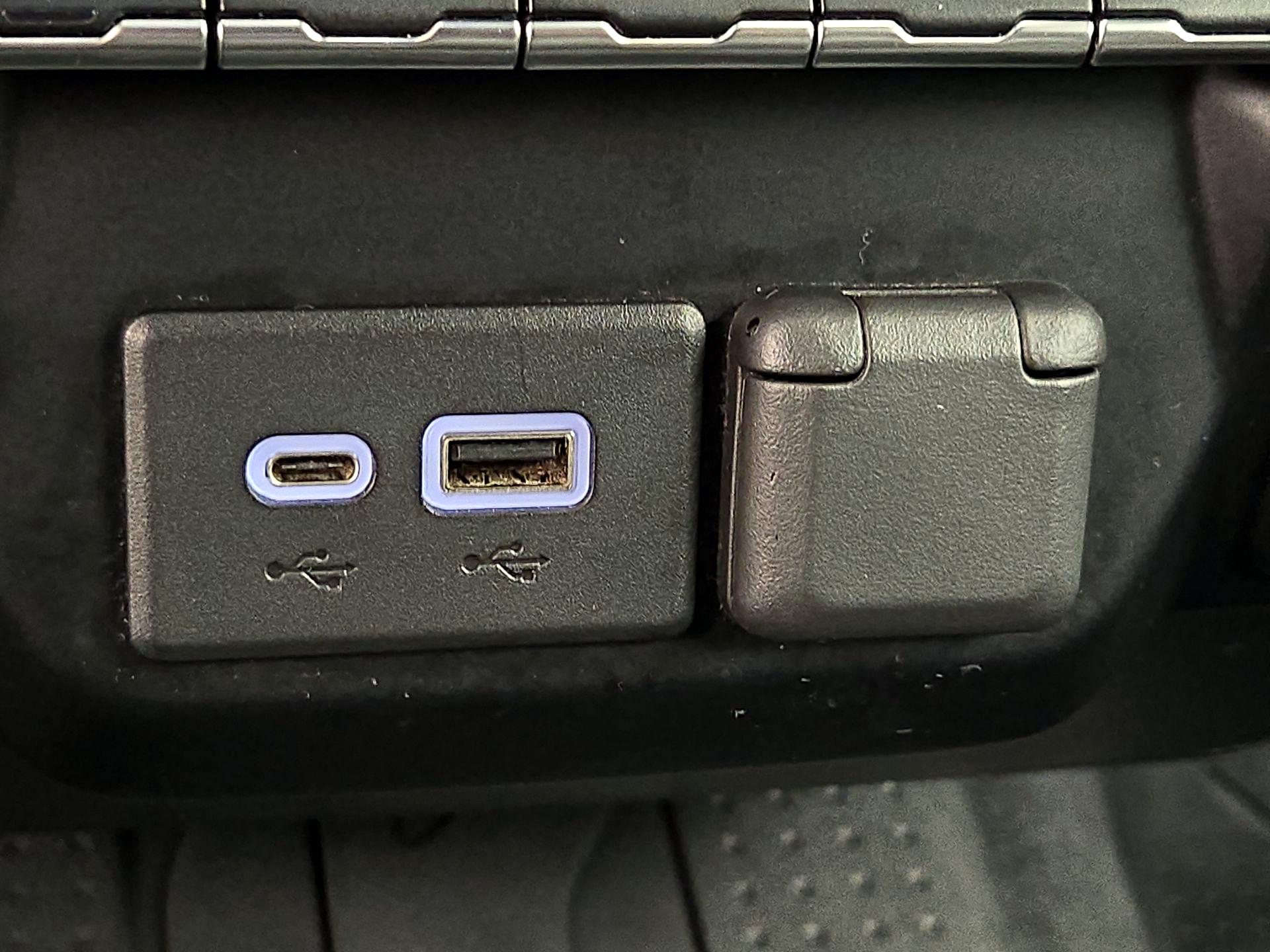 Thumbnail: 2020 Chevrolet Silverado 1500 - 18