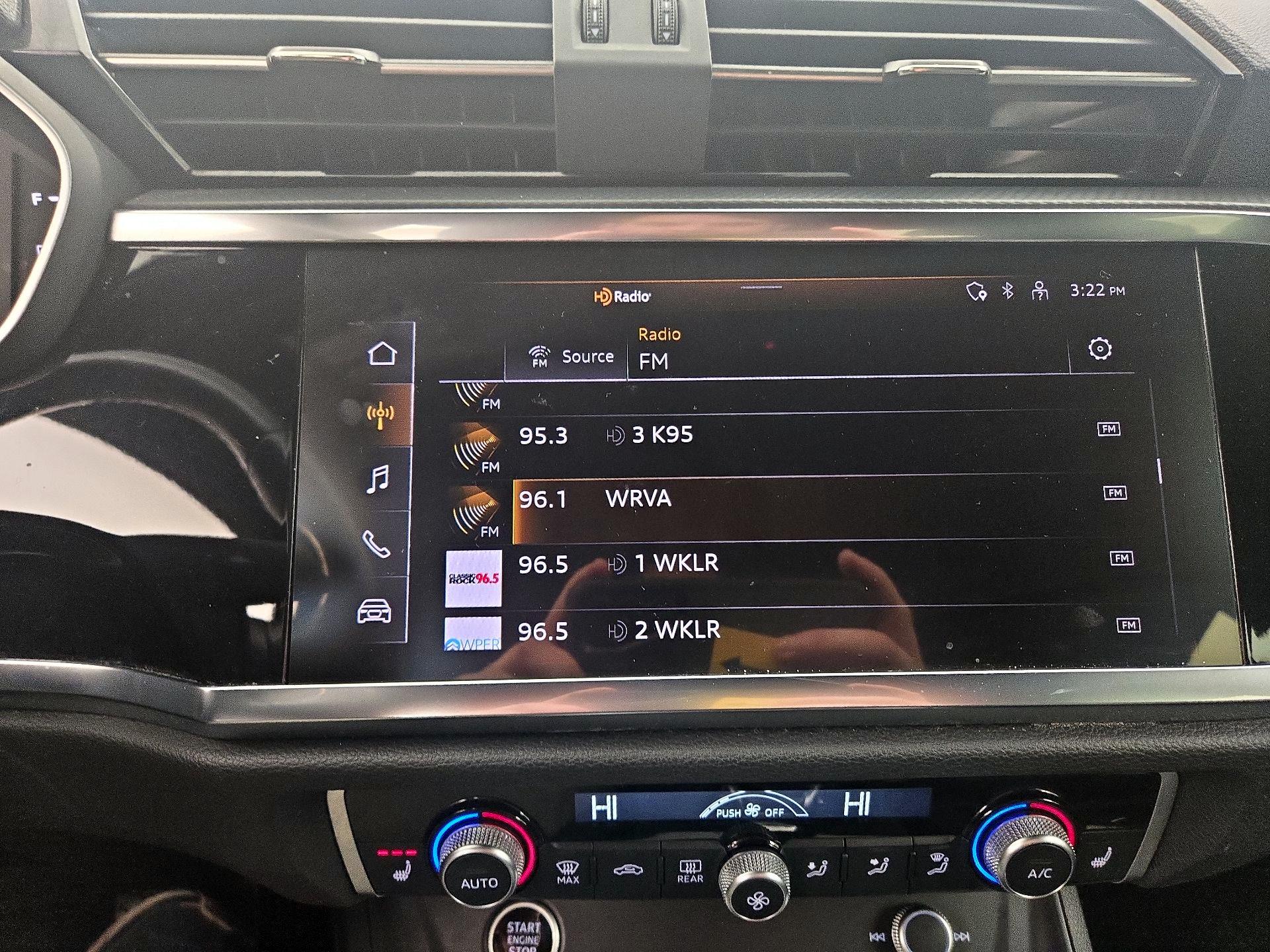 Thumbnail: 2023 Audi Q3 - 15