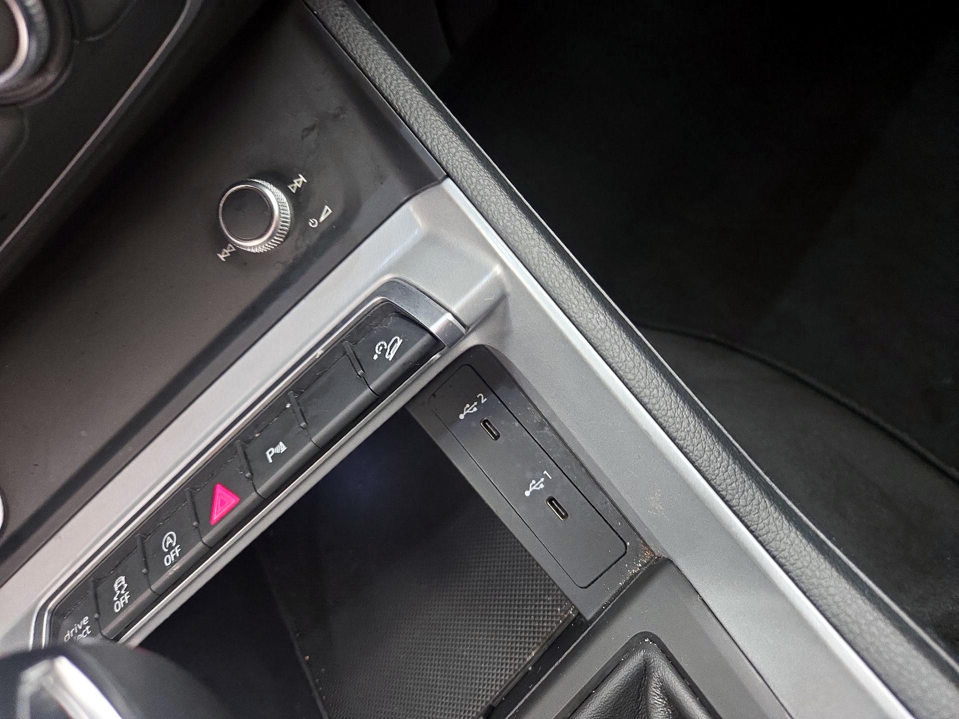 Thumbnail: 2023 Audi Q3 - 18