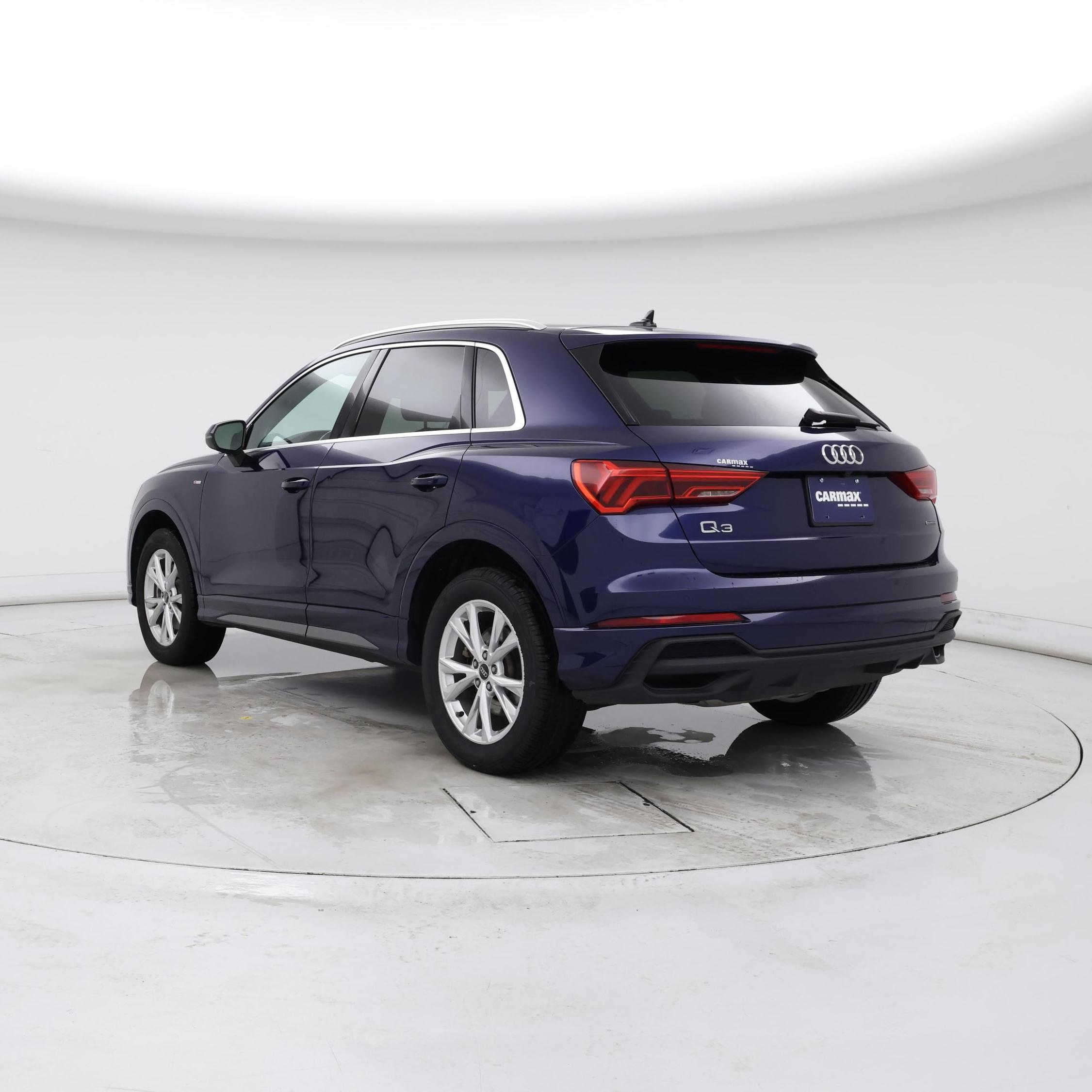 Thumbnail: 2023 Audi Q3 - 2