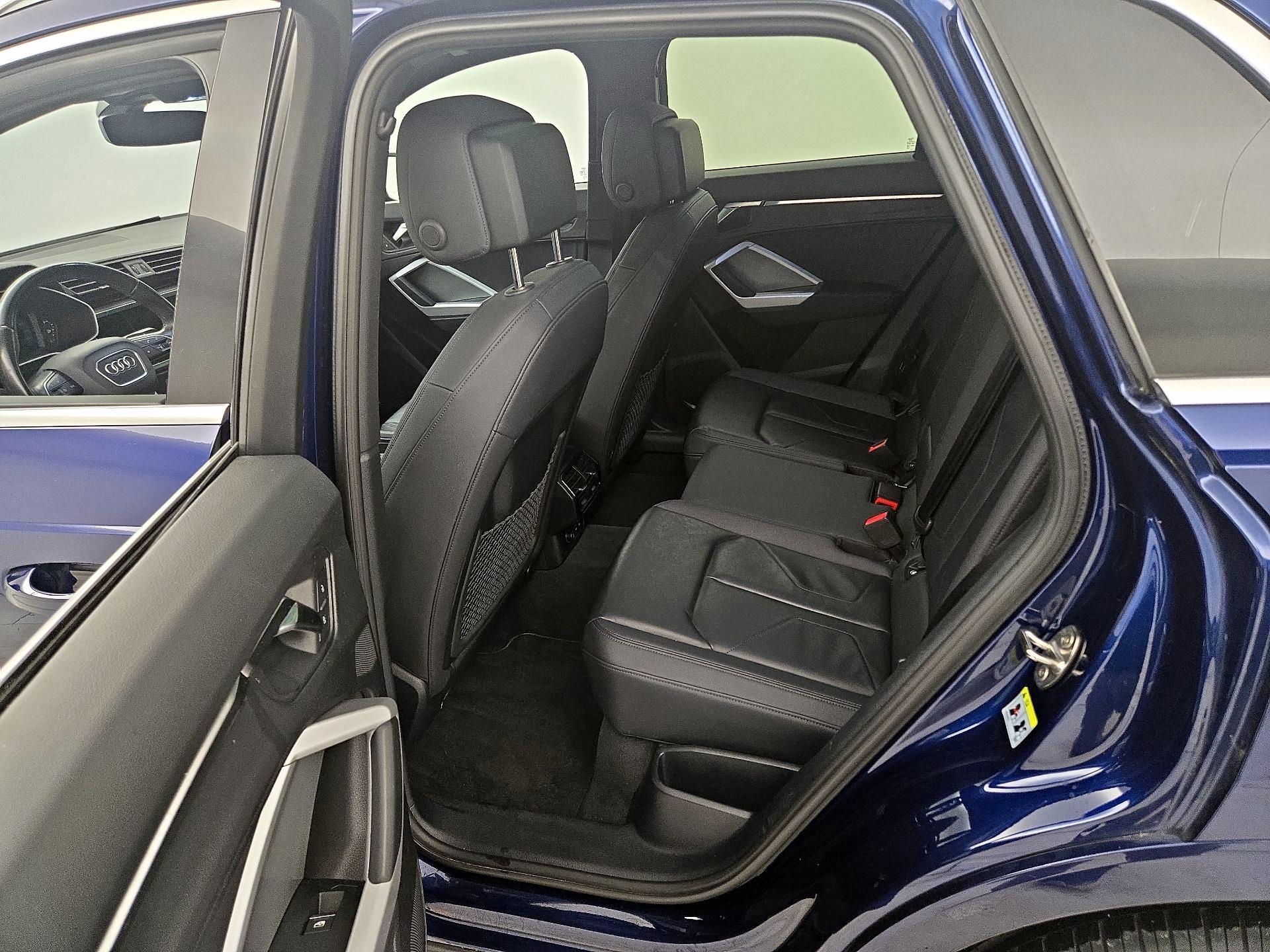 Thumbnail: 2023 Audi Q3 - 20