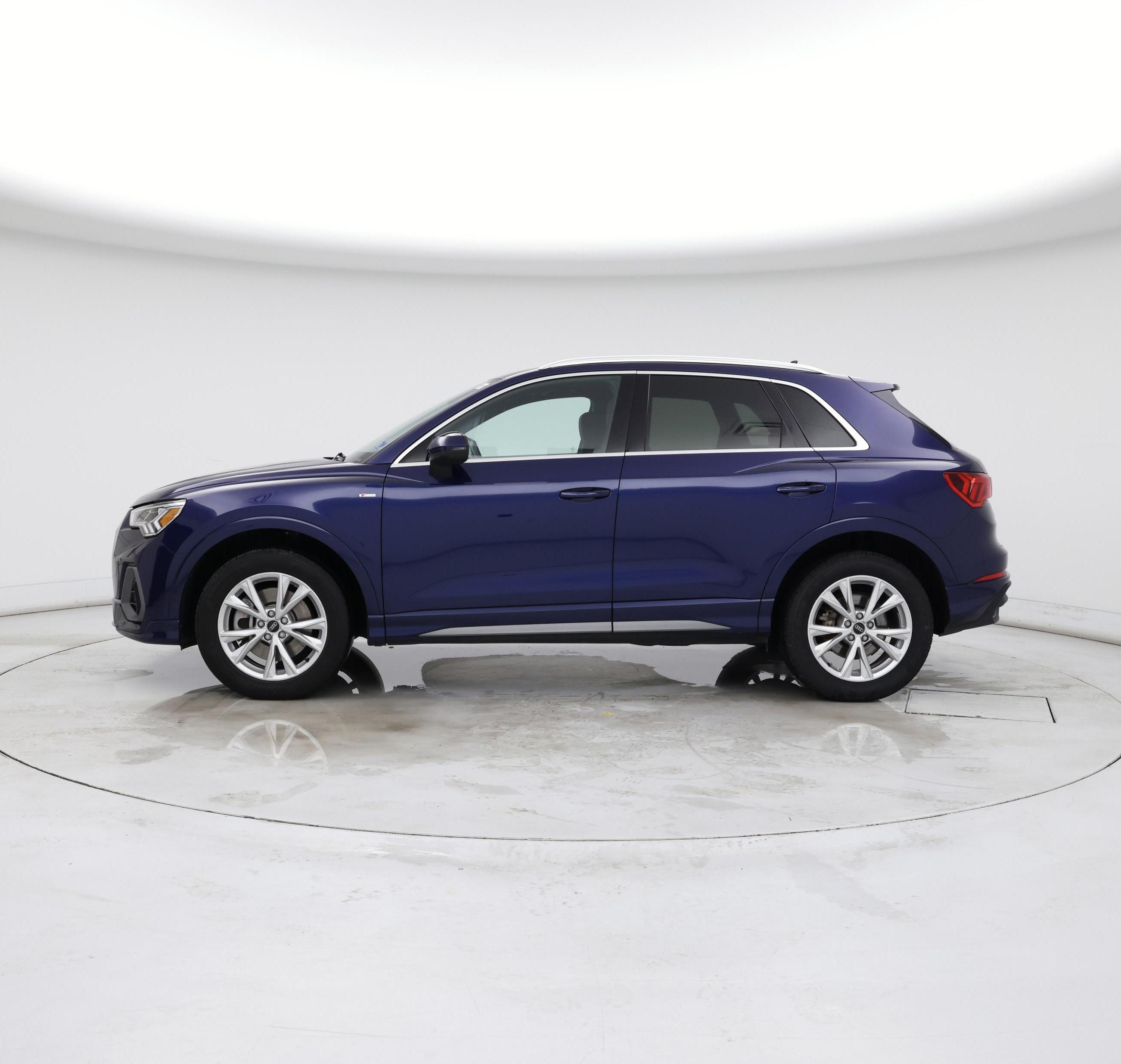 Thumbnail: 2023 Audi Q3 - 3