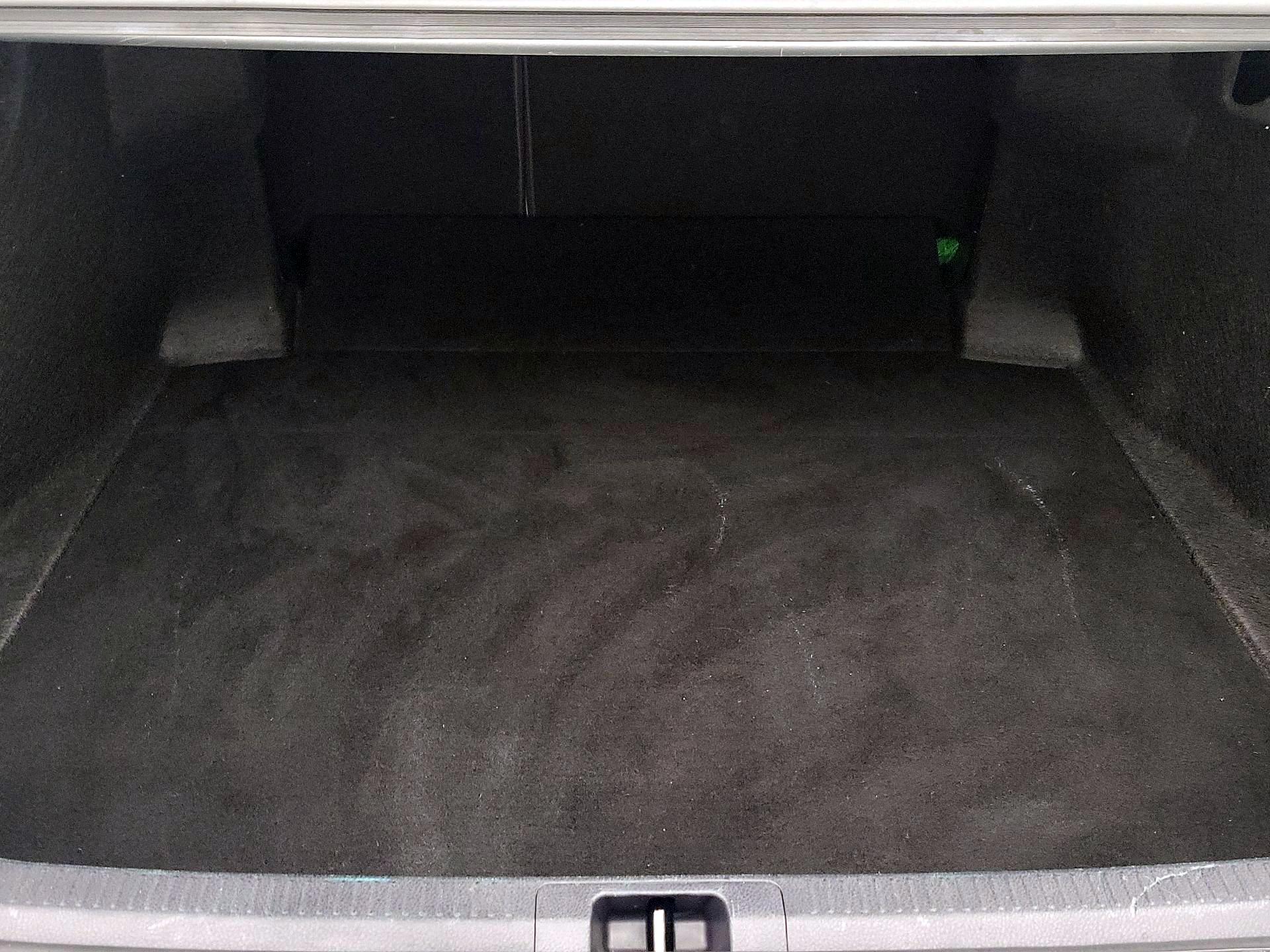 Thumbnail: 2023 Toyota Camry - 20