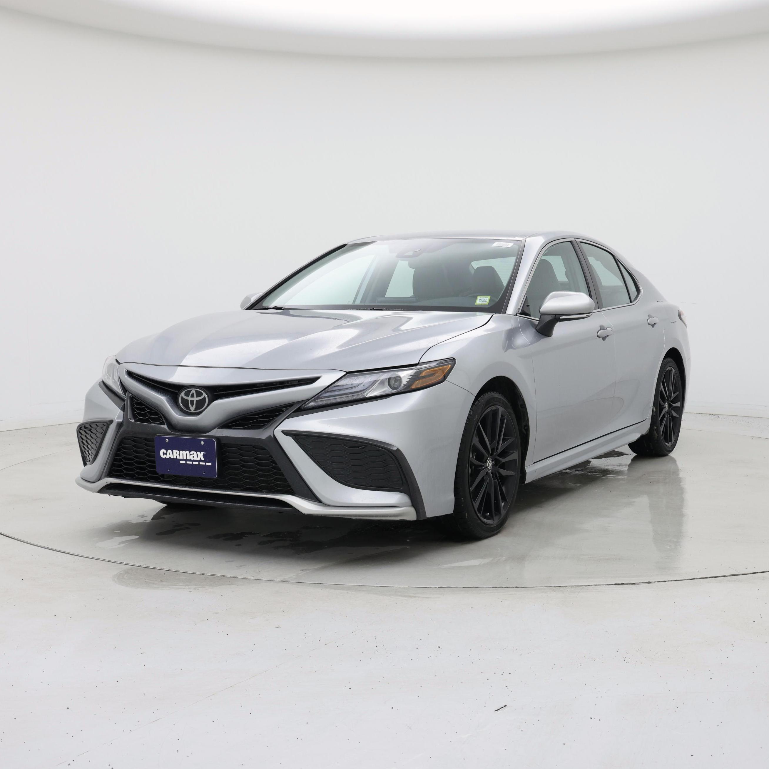 Thumbnail: 2023 Toyota Camry - 4