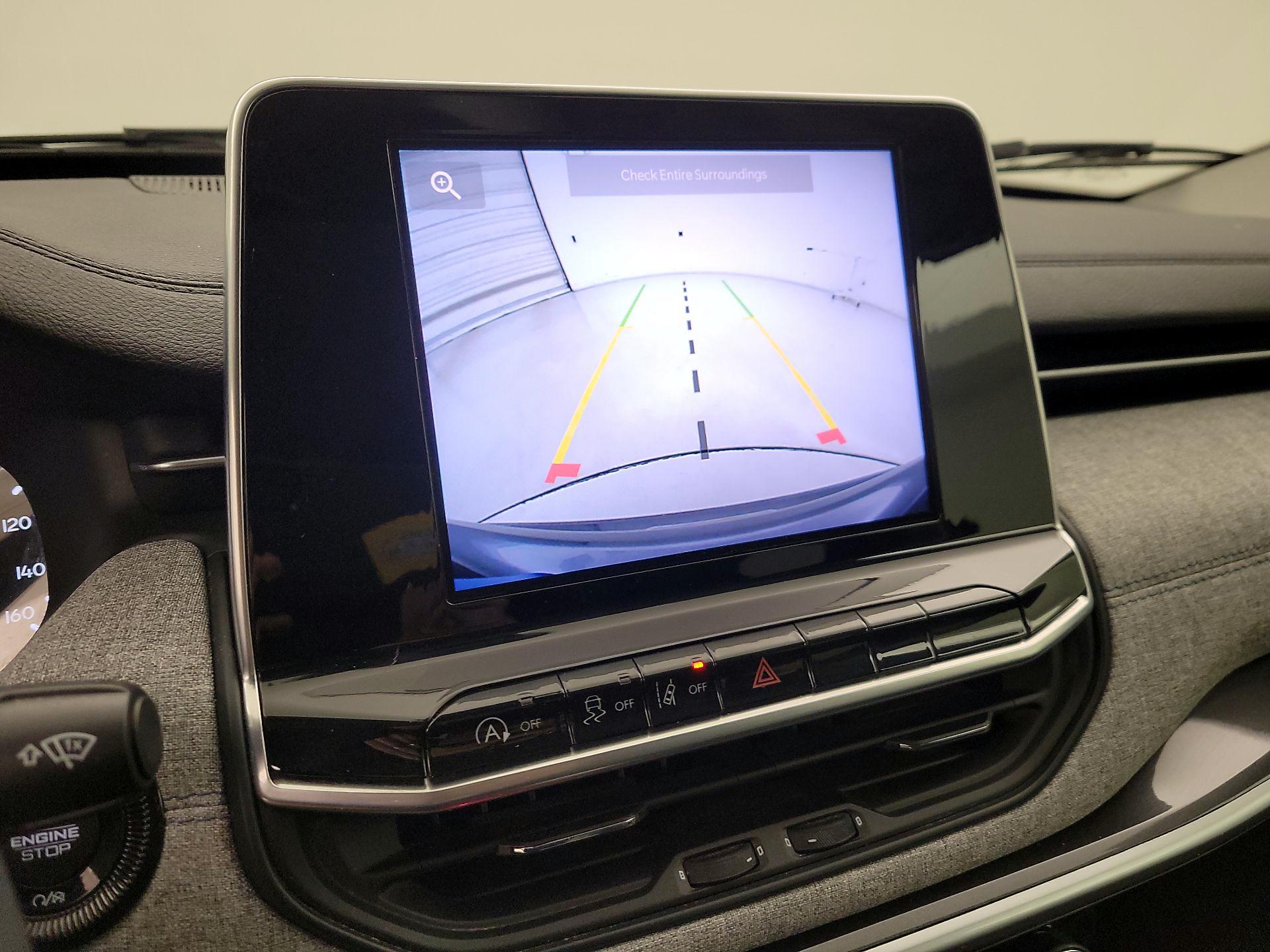 Thumbnail: 2022 Jeep Compass - 14