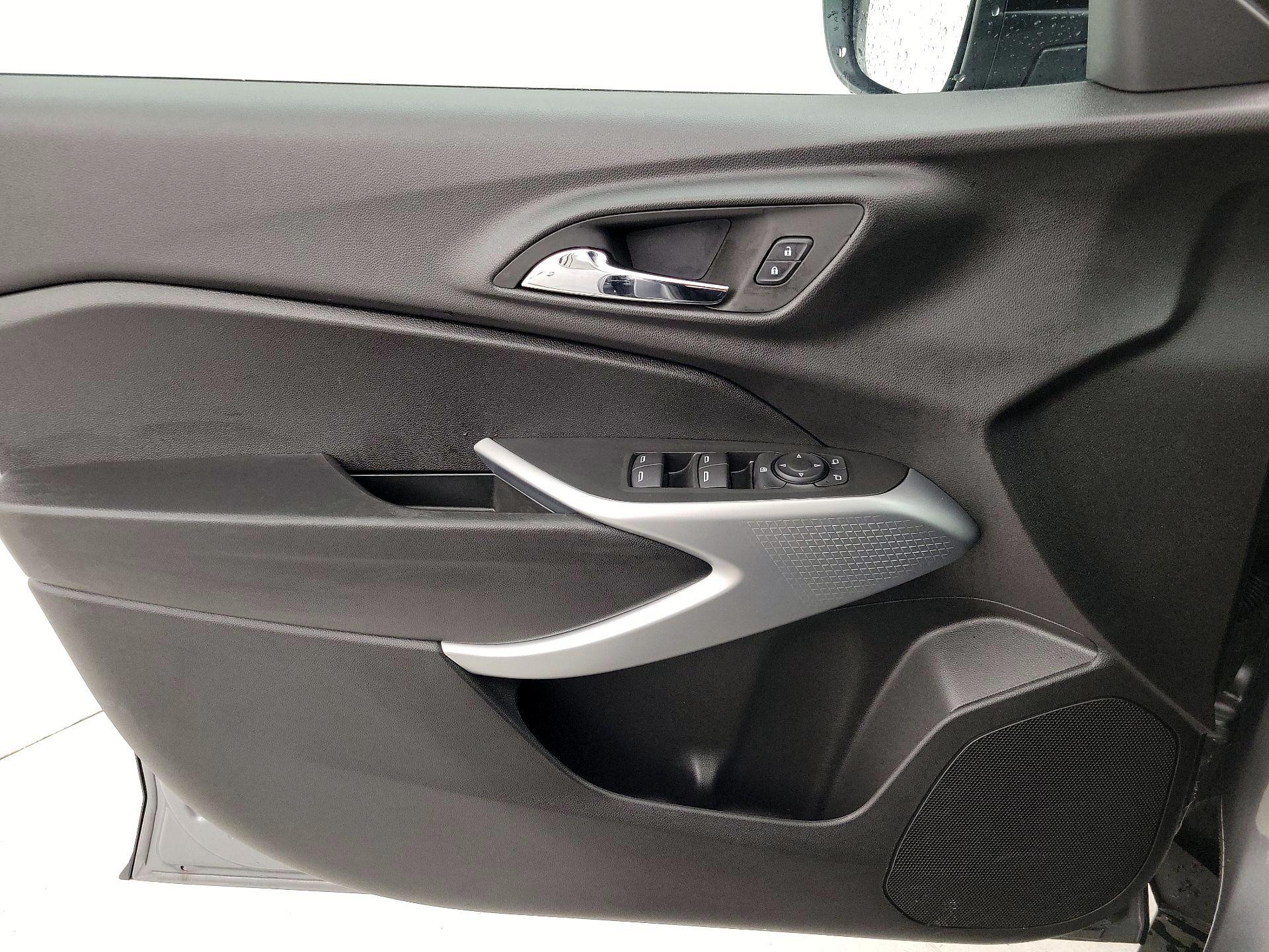 Thumbnail: 2024 Chevrolet Trax - 12