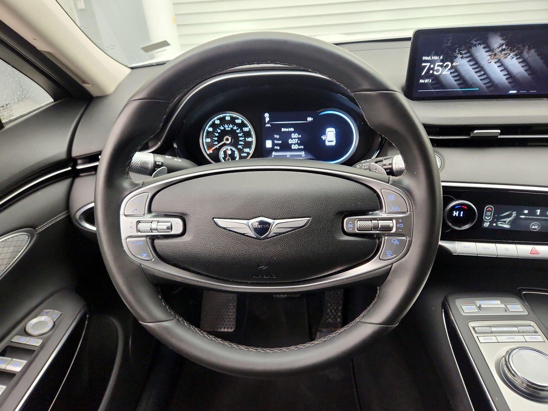 Thumbnail: 2025 Genesis GV70 - 10