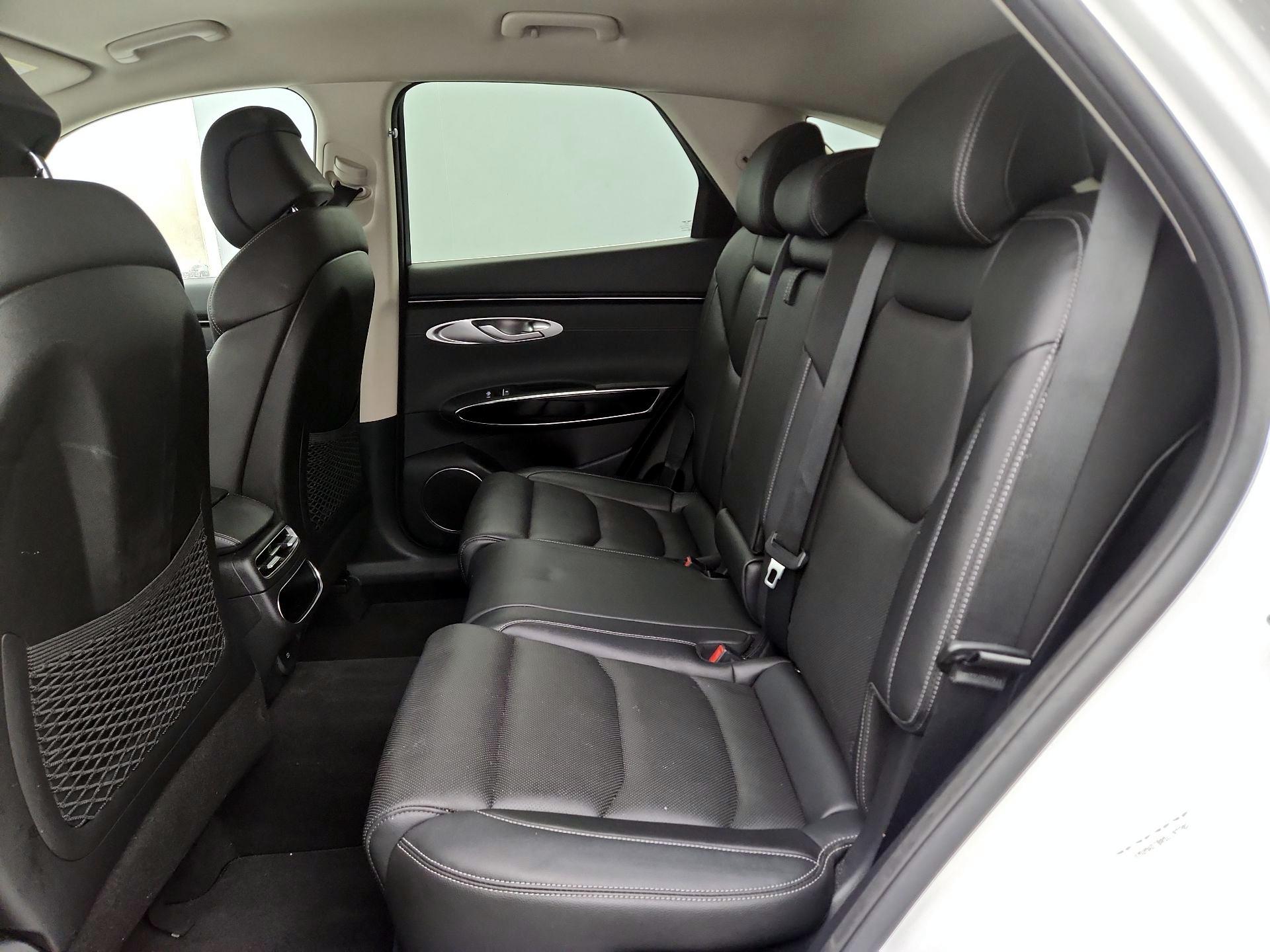 Thumbnail: 2025 Genesis GV70 - 20