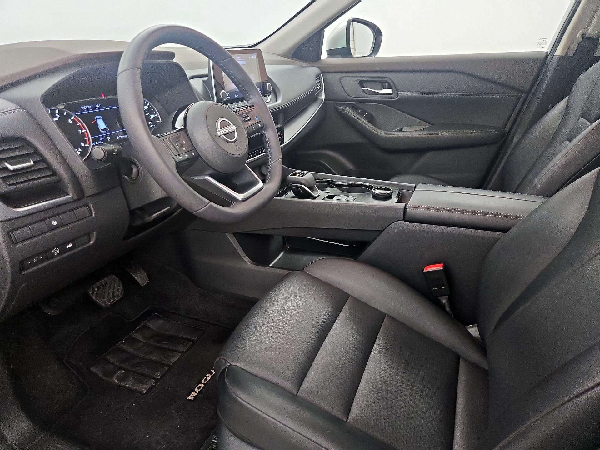 Thumbnail: 2023 Nissan Rogue - 11