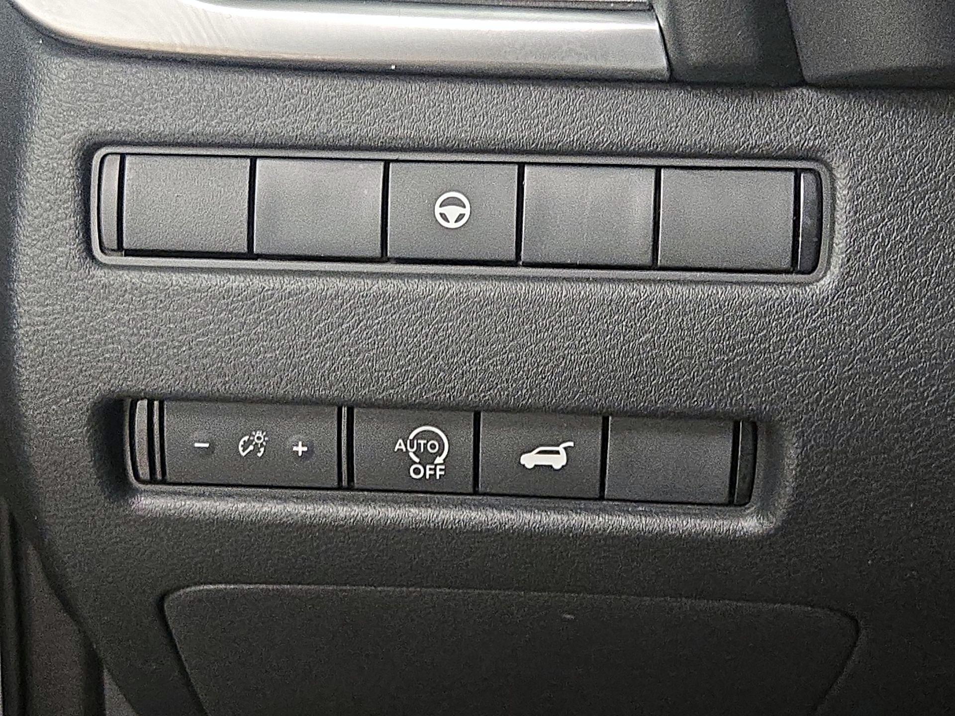 Thumbnail: 2023 Nissan Rogue - 13