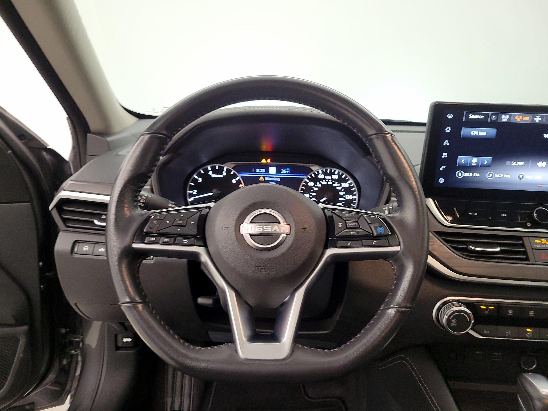 Thumbnail: 2023 Nissan Altima - 10