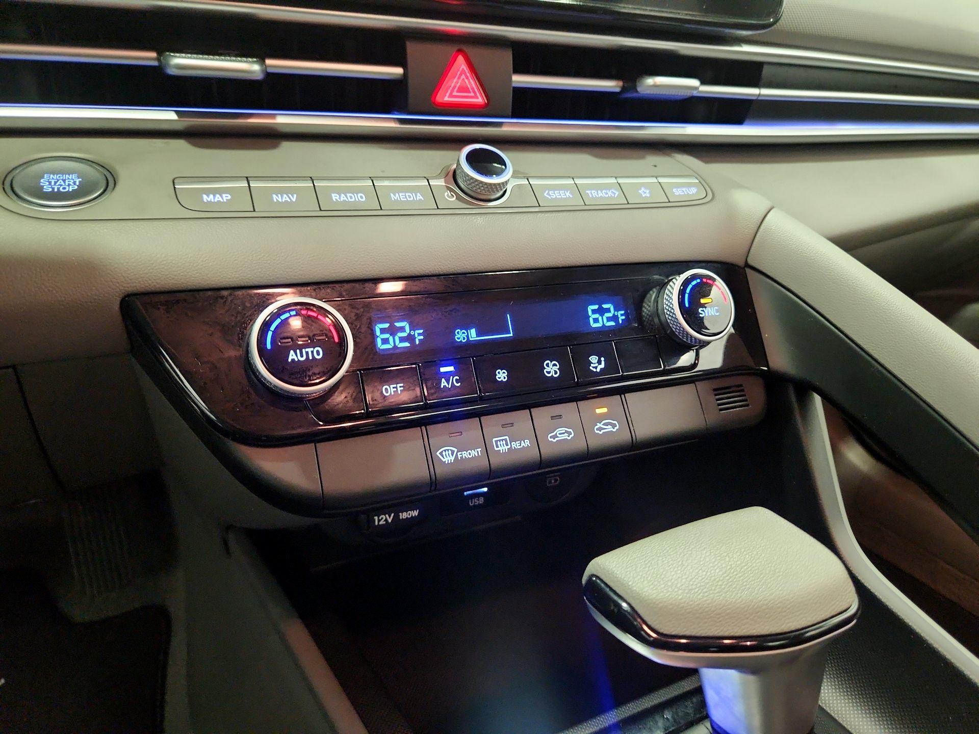 Thumbnail: 2024 Hyundai Elantra - 17