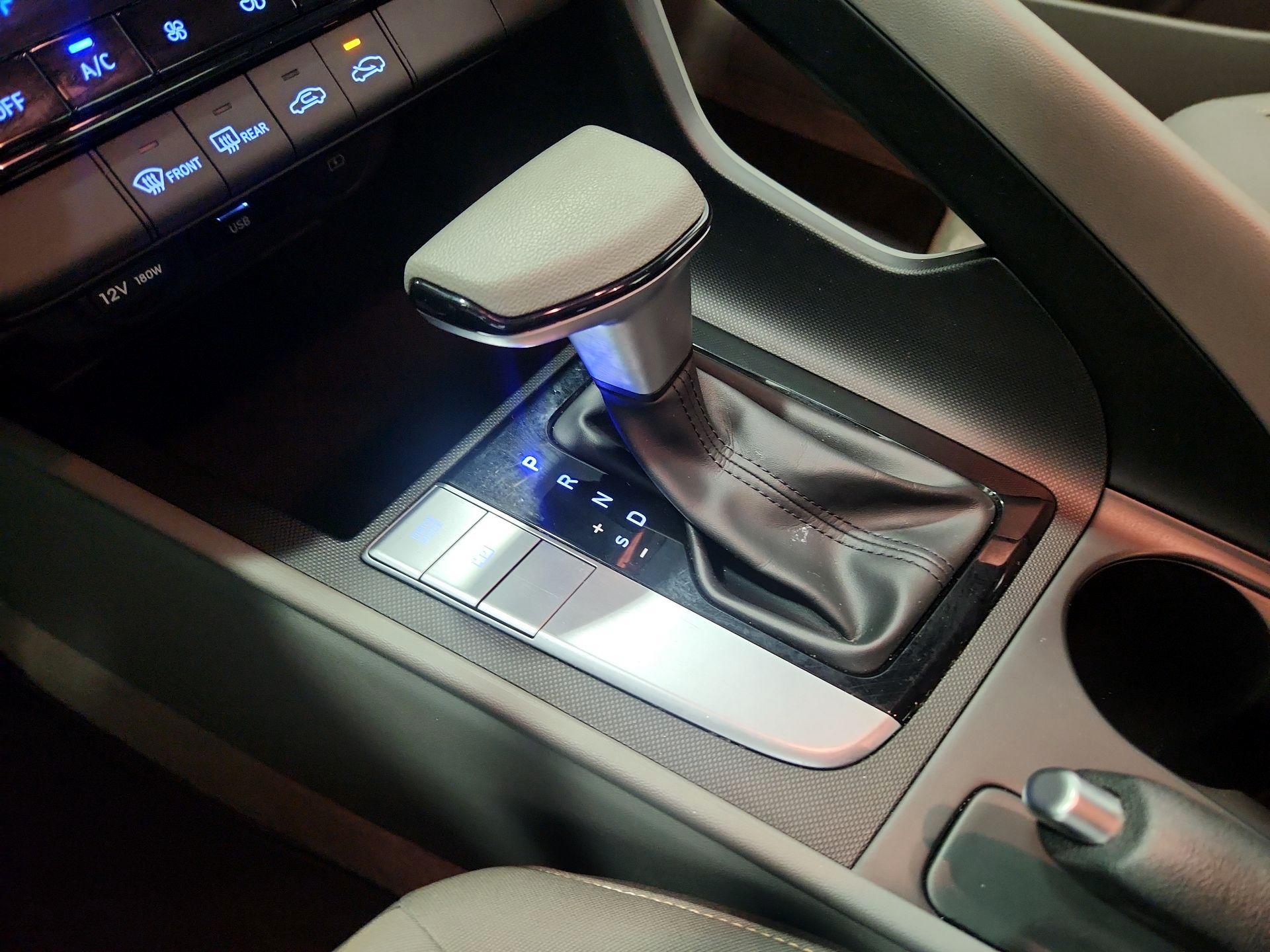 Thumbnail: 2024 Hyundai Elantra - 18