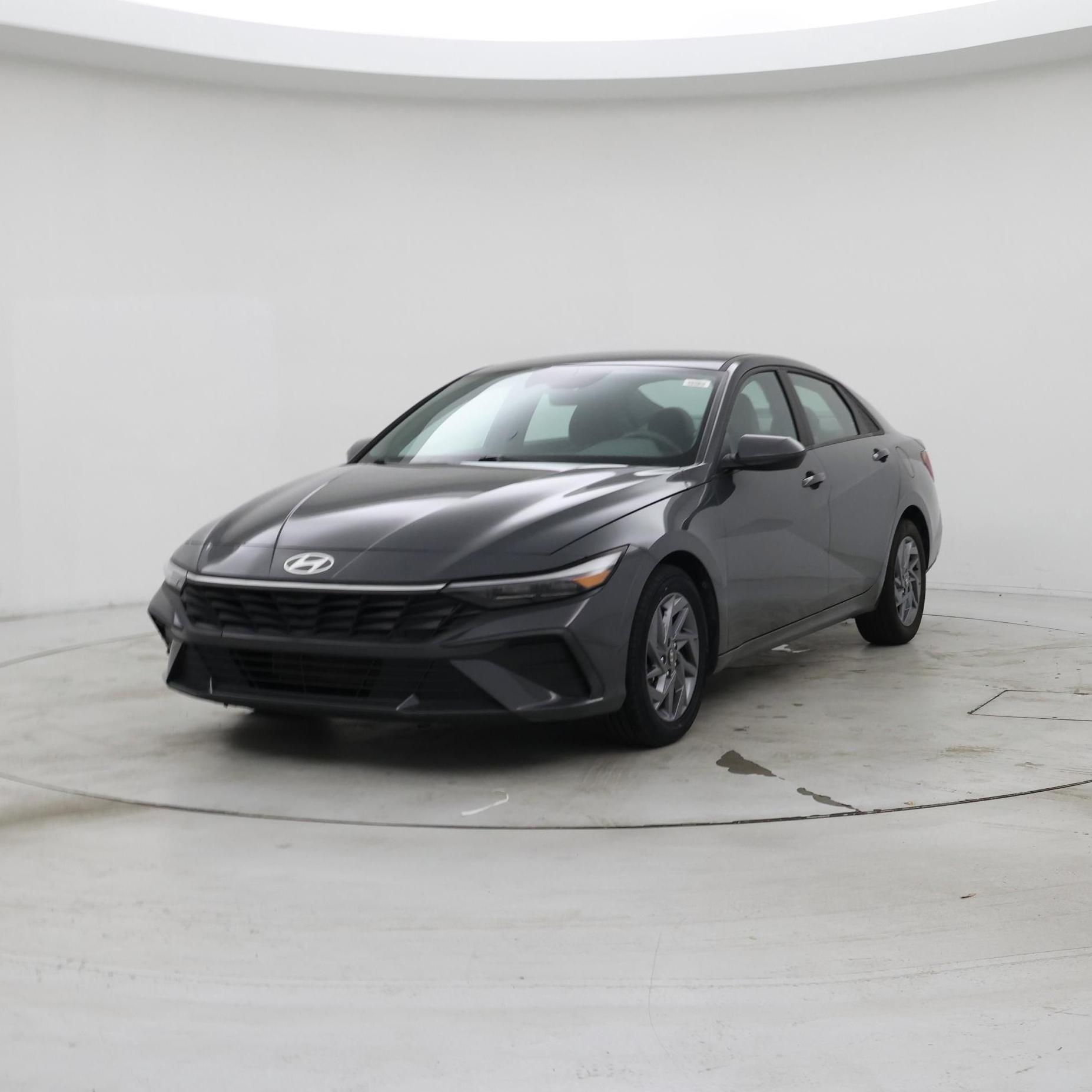 Thumbnail: 2024 Hyundai Elantra - 4