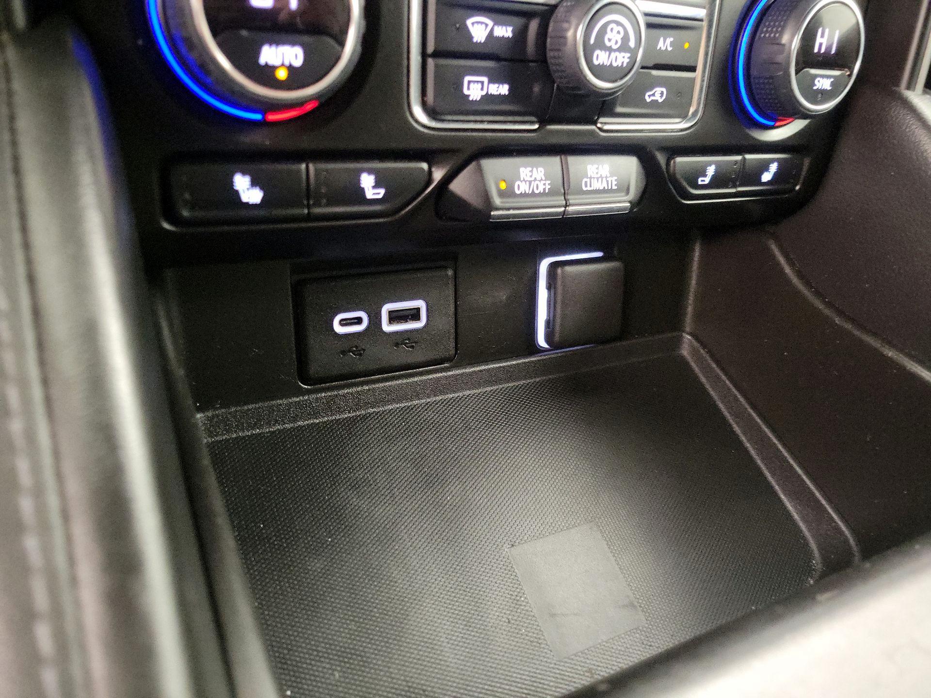 Thumbnail: 2021 Chevrolet Tahoe - 18