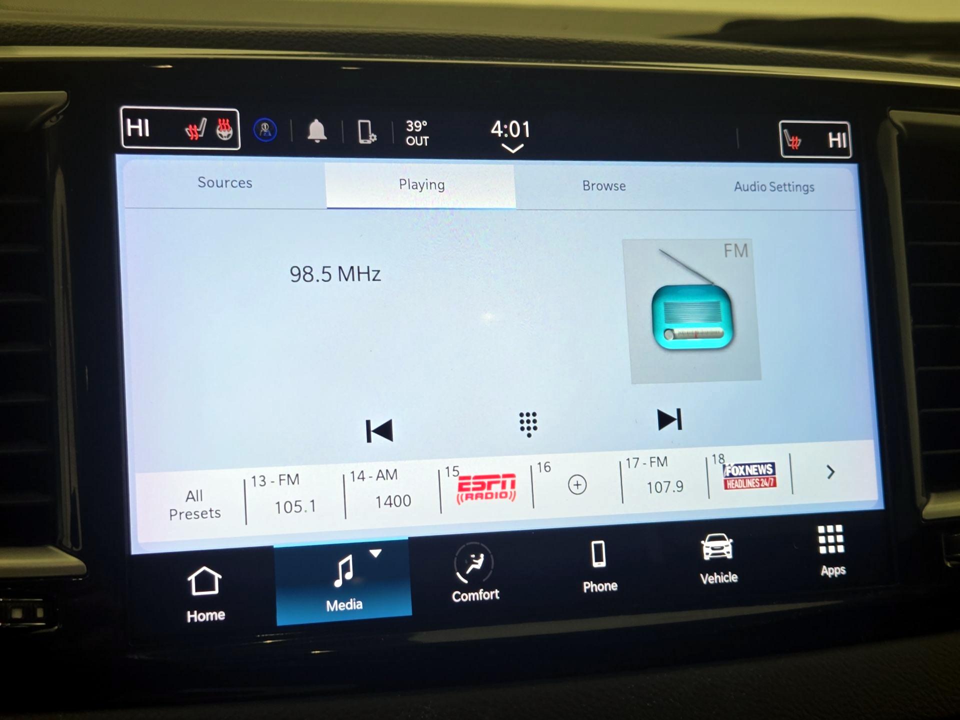 Thumbnail: 2024 Chrysler Pacifica - 15