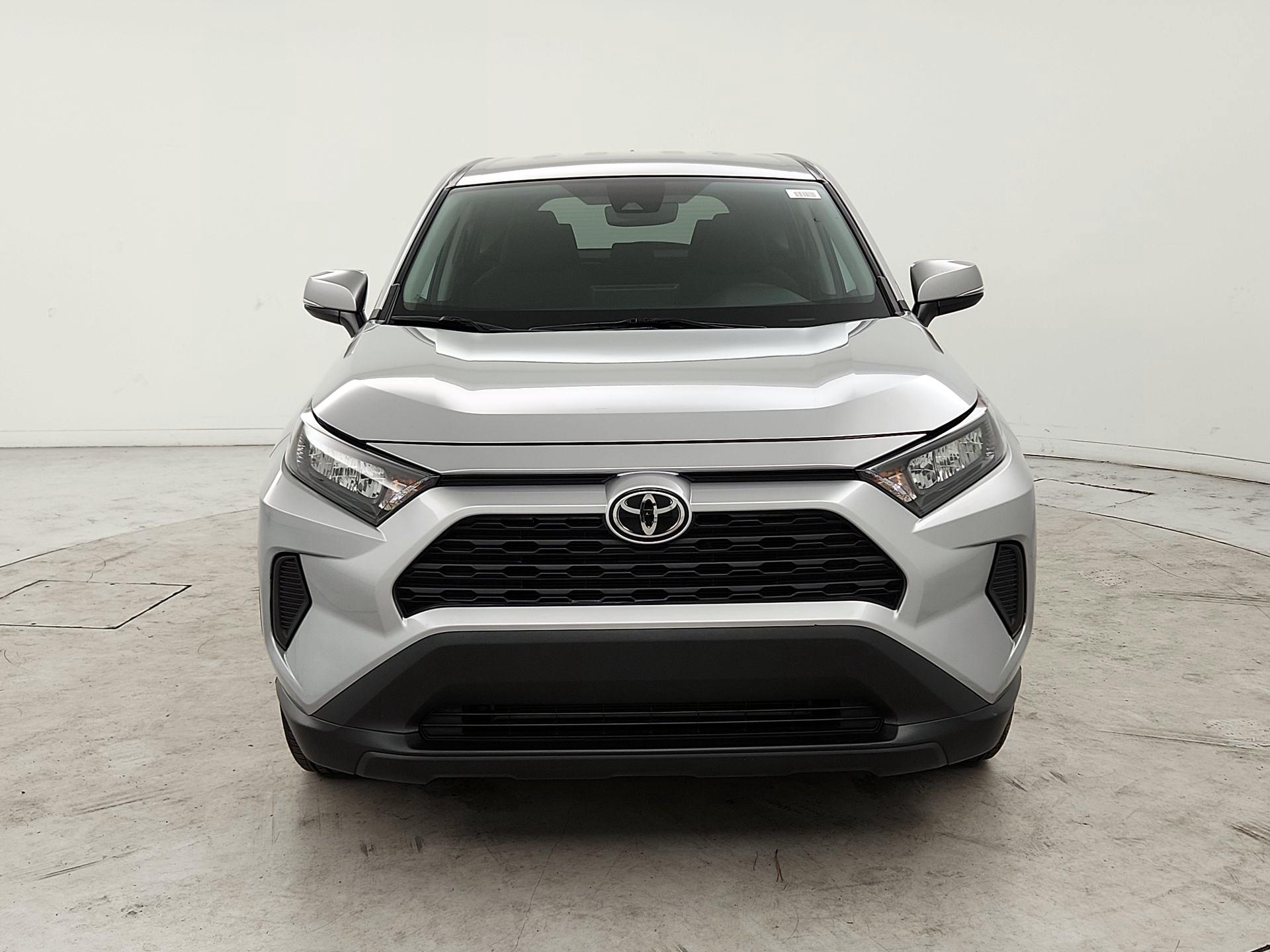 Thumbnail: 2022 Toyota RAV4 - 2