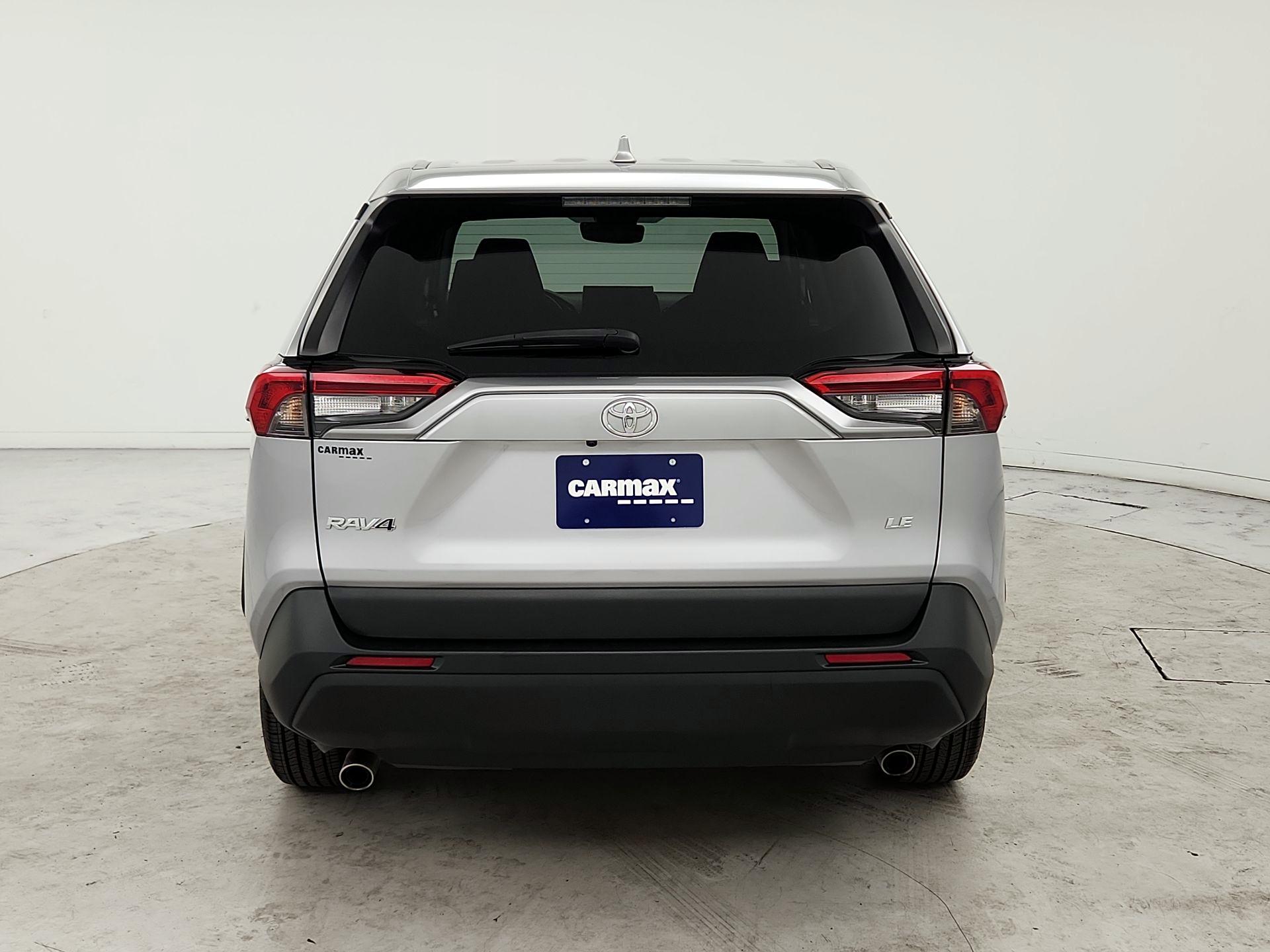 Thumbnail: 2022 Toyota RAV4 - 6