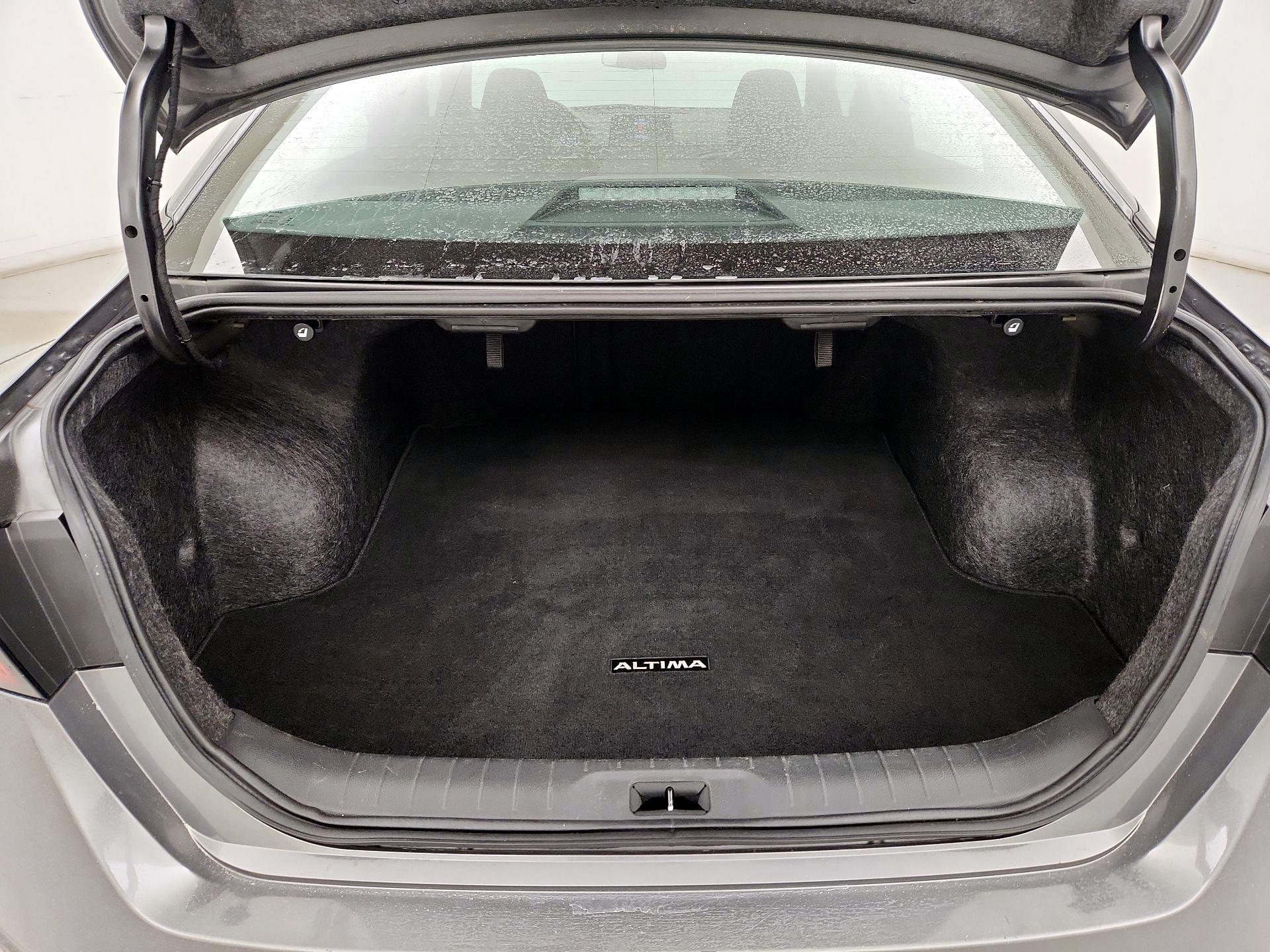 Thumbnail: 2023 Nissan Altima - 20