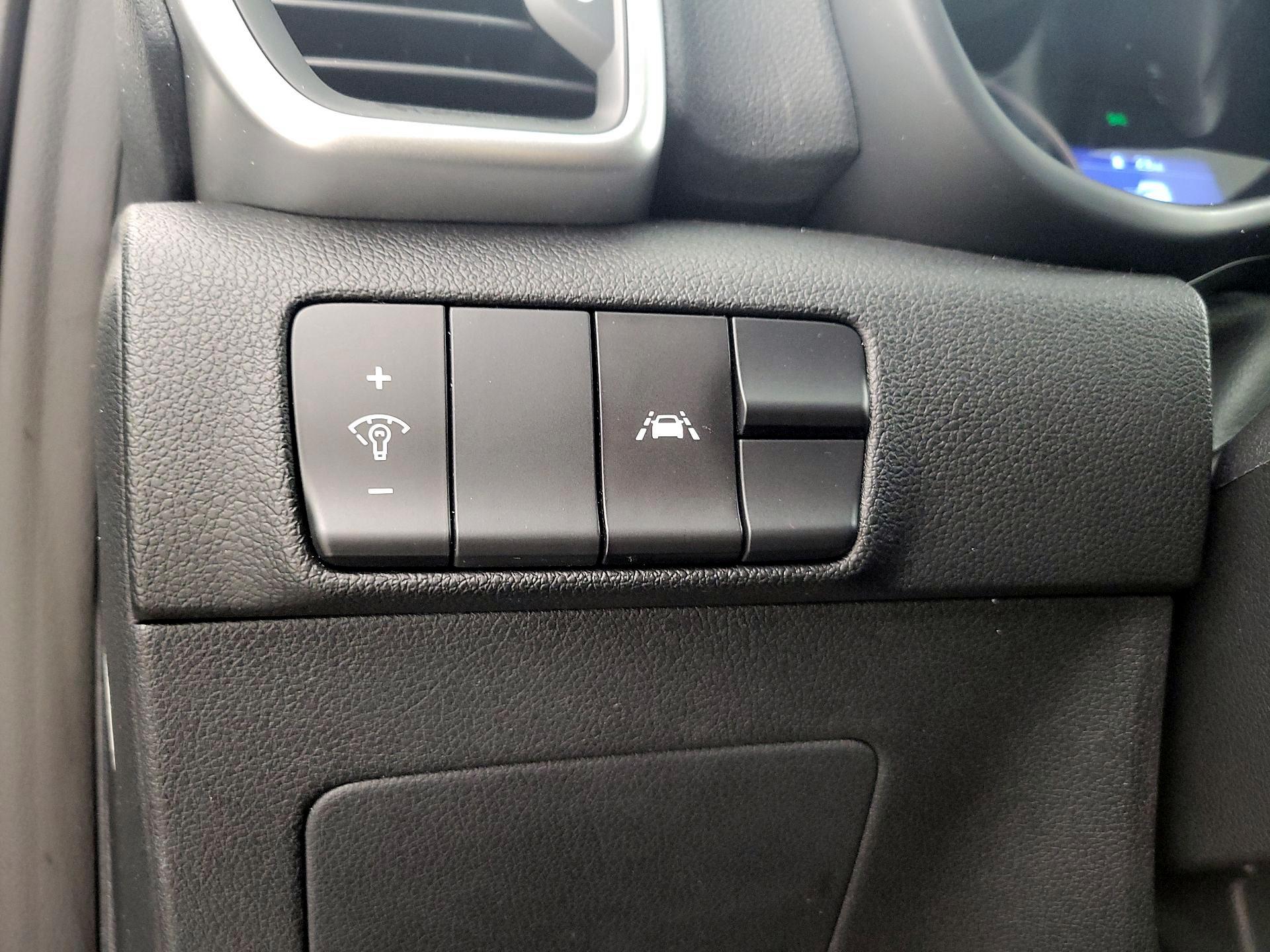 Thumbnail: 2022 Kia Sportage - 13