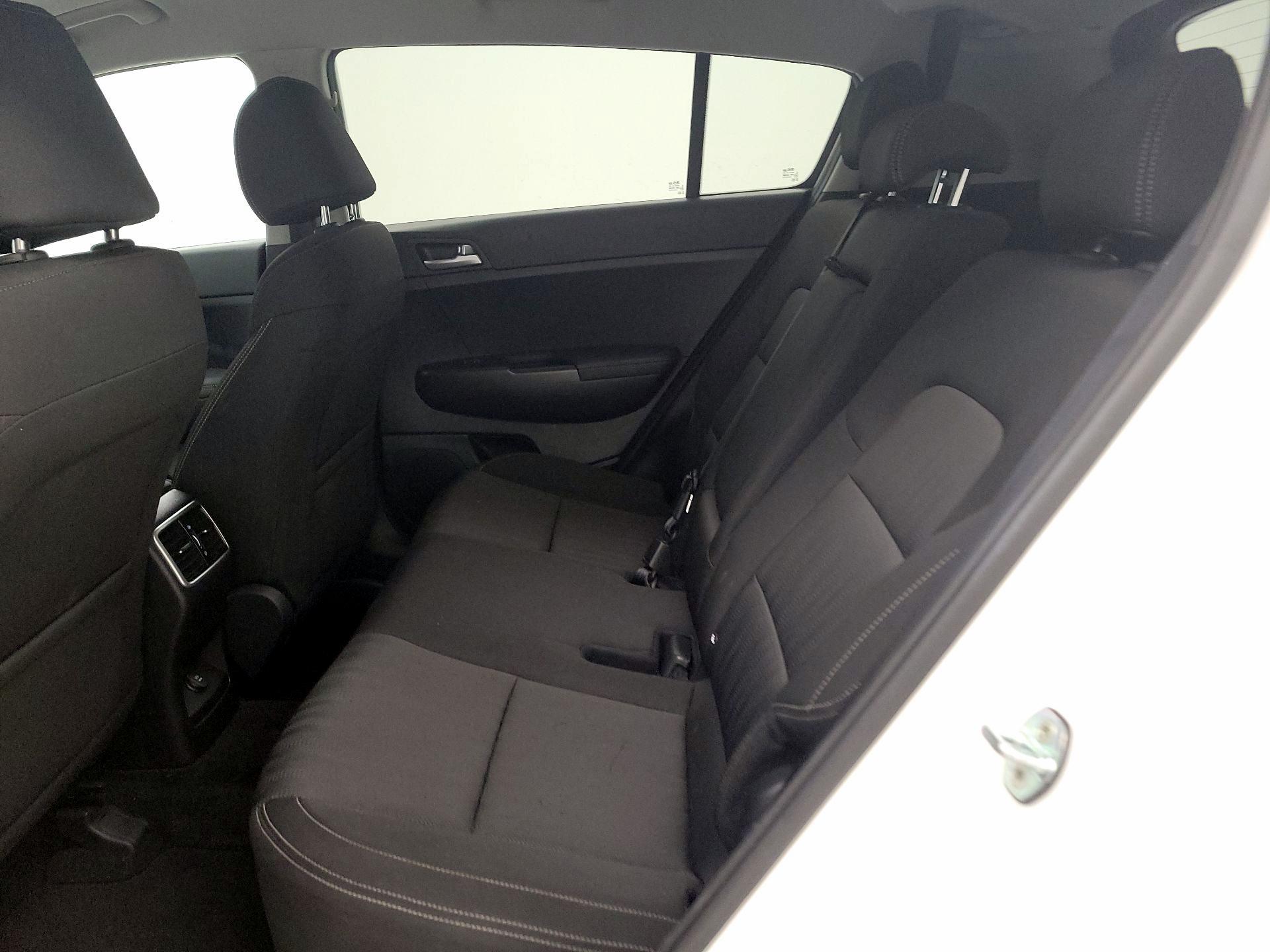 Thumbnail: 2022 Kia Sportage - 19