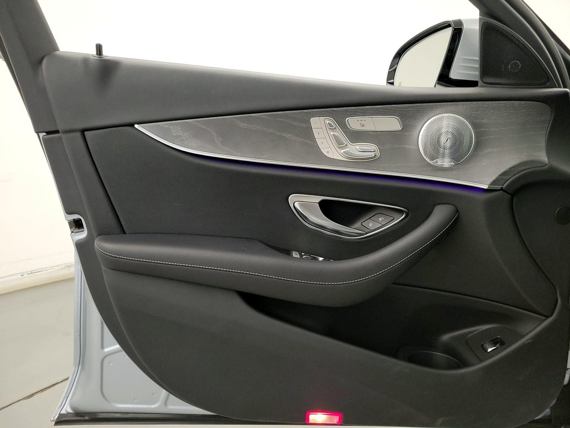 Thumbnail: 2021 Mercedes-Benz E-Class - 12