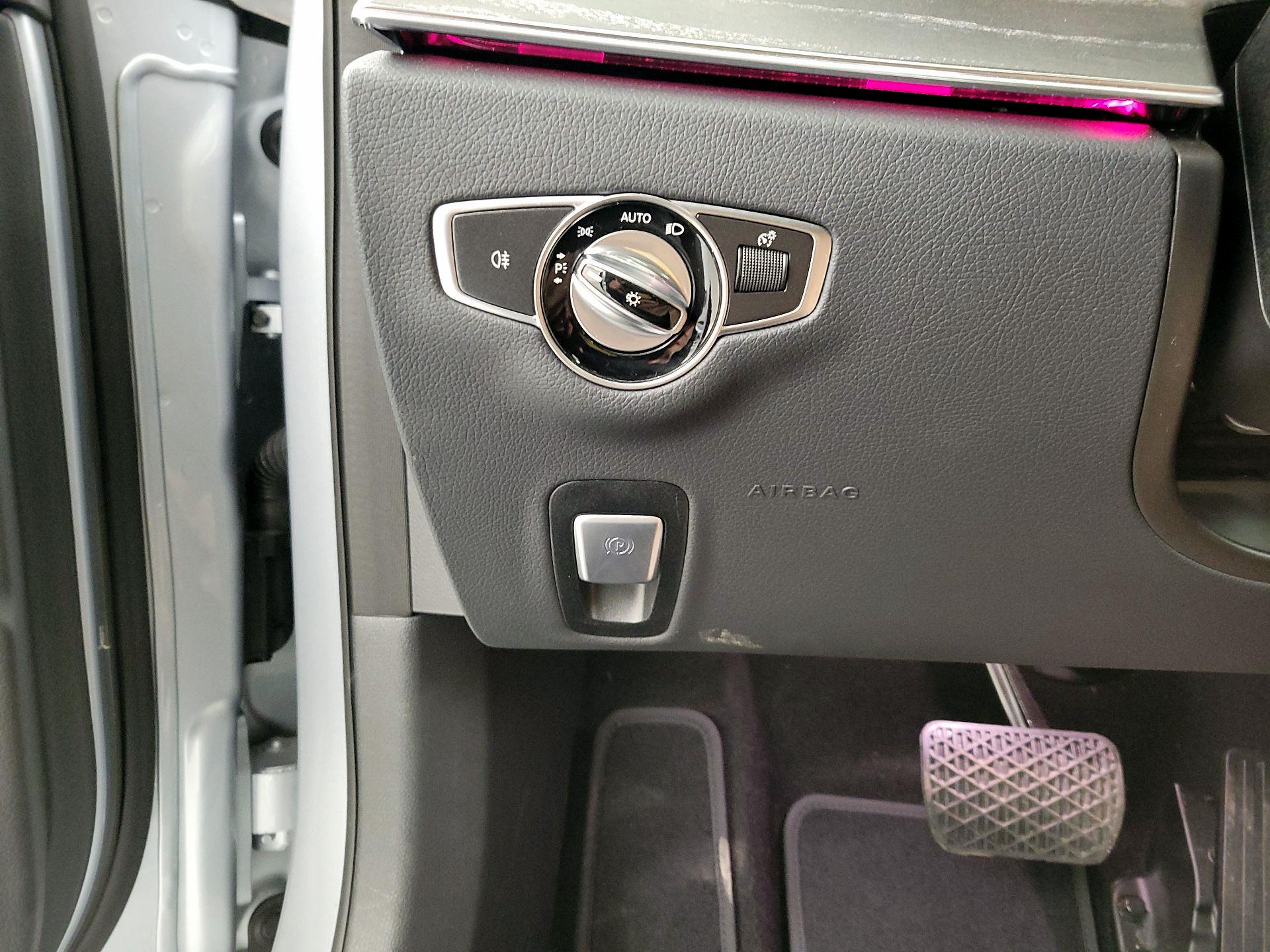 Thumbnail: 2021 Mercedes-Benz E-Class - 13