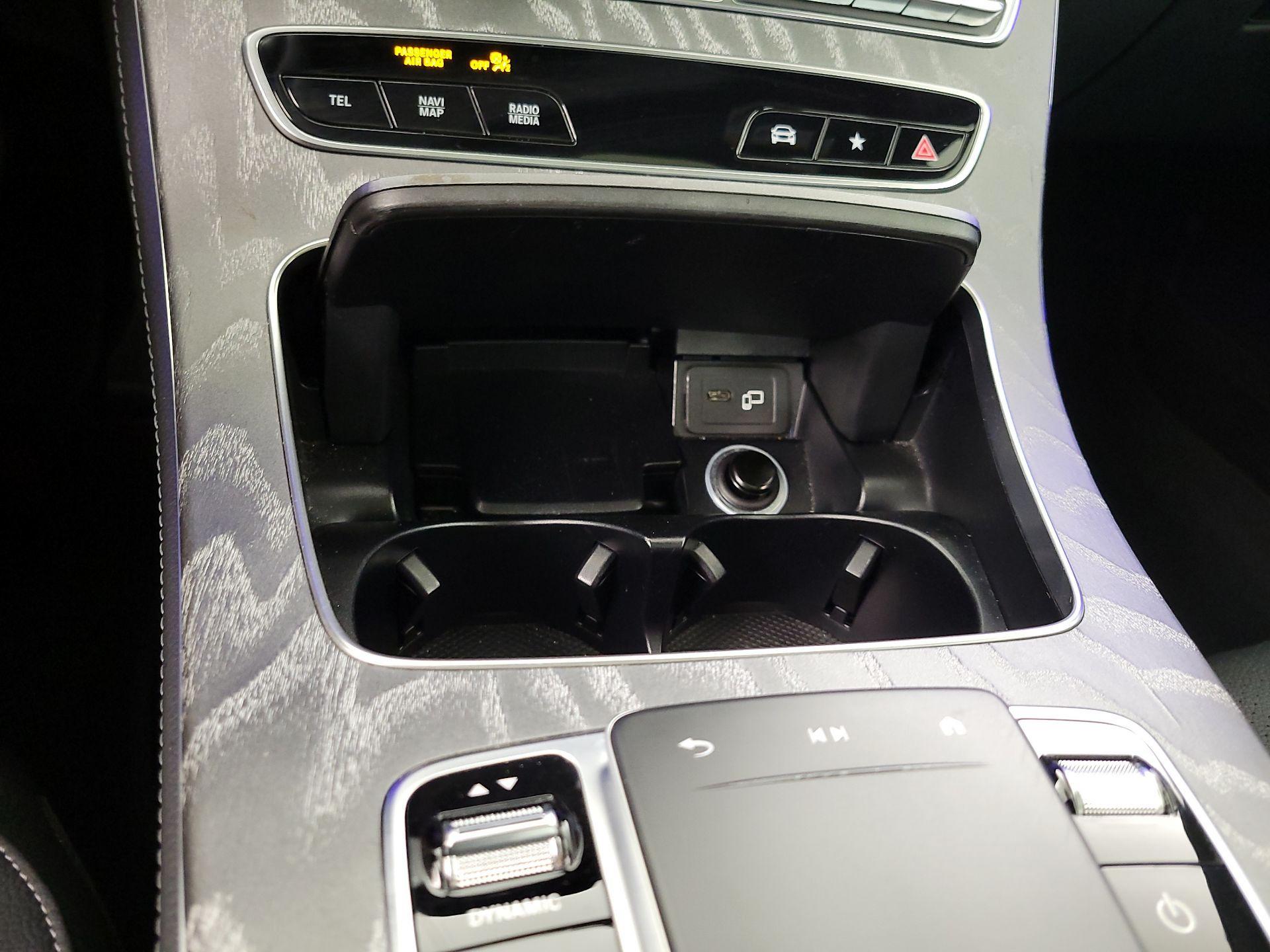 Thumbnail: 2021 Mercedes-Benz E-Class - 19