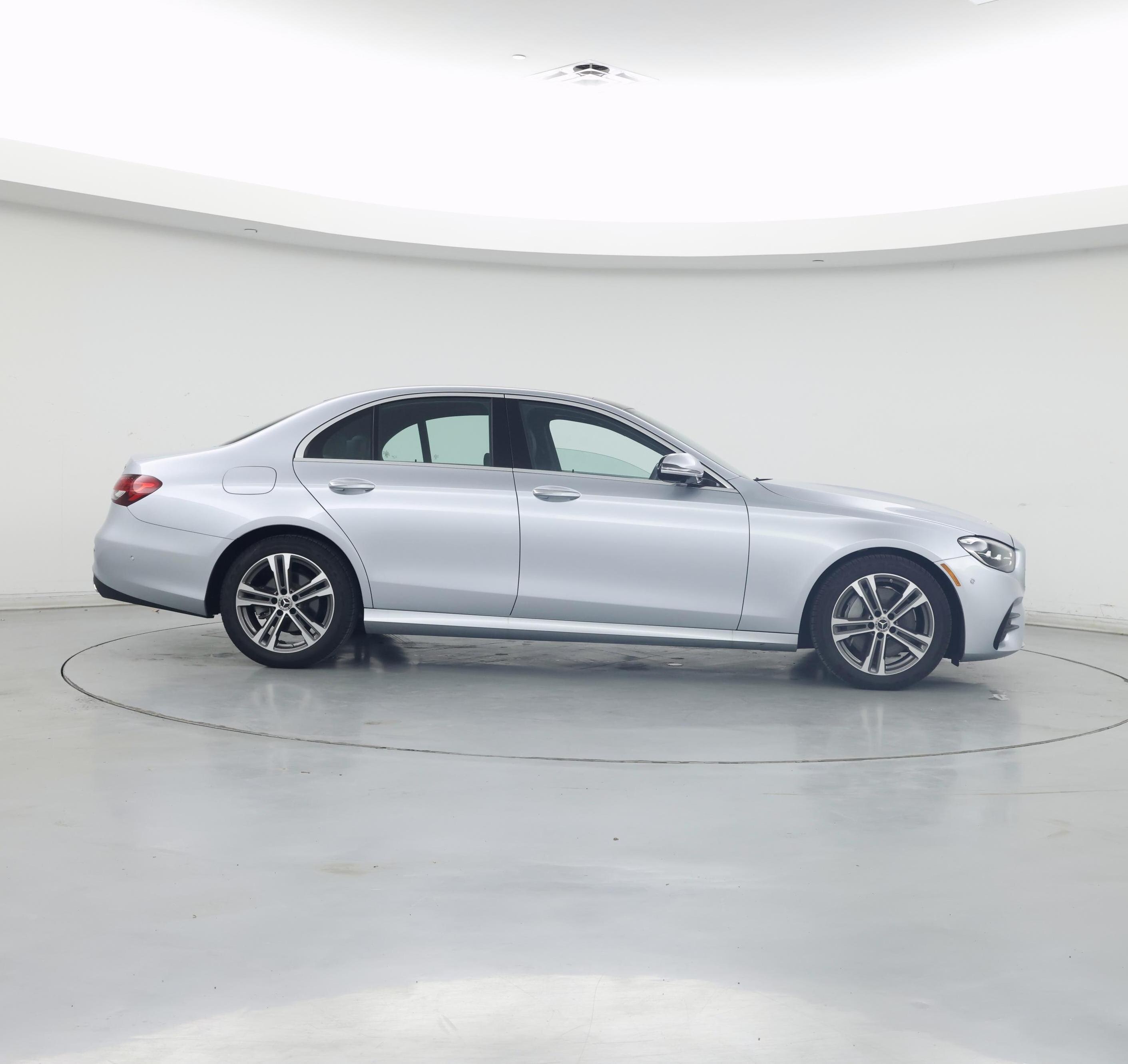 Thumbnail: 2021 Mercedes-Benz E-Class - 7