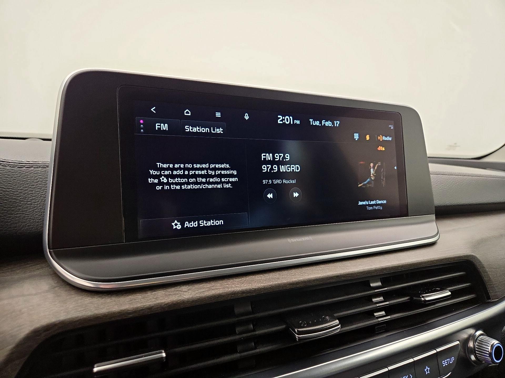 Thumbnail: 2021 Kia Telluride - 16