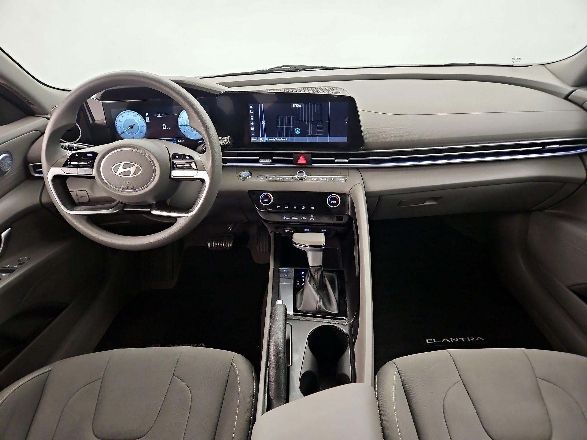 Thumbnail: 2024 Hyundai Elantra - 9