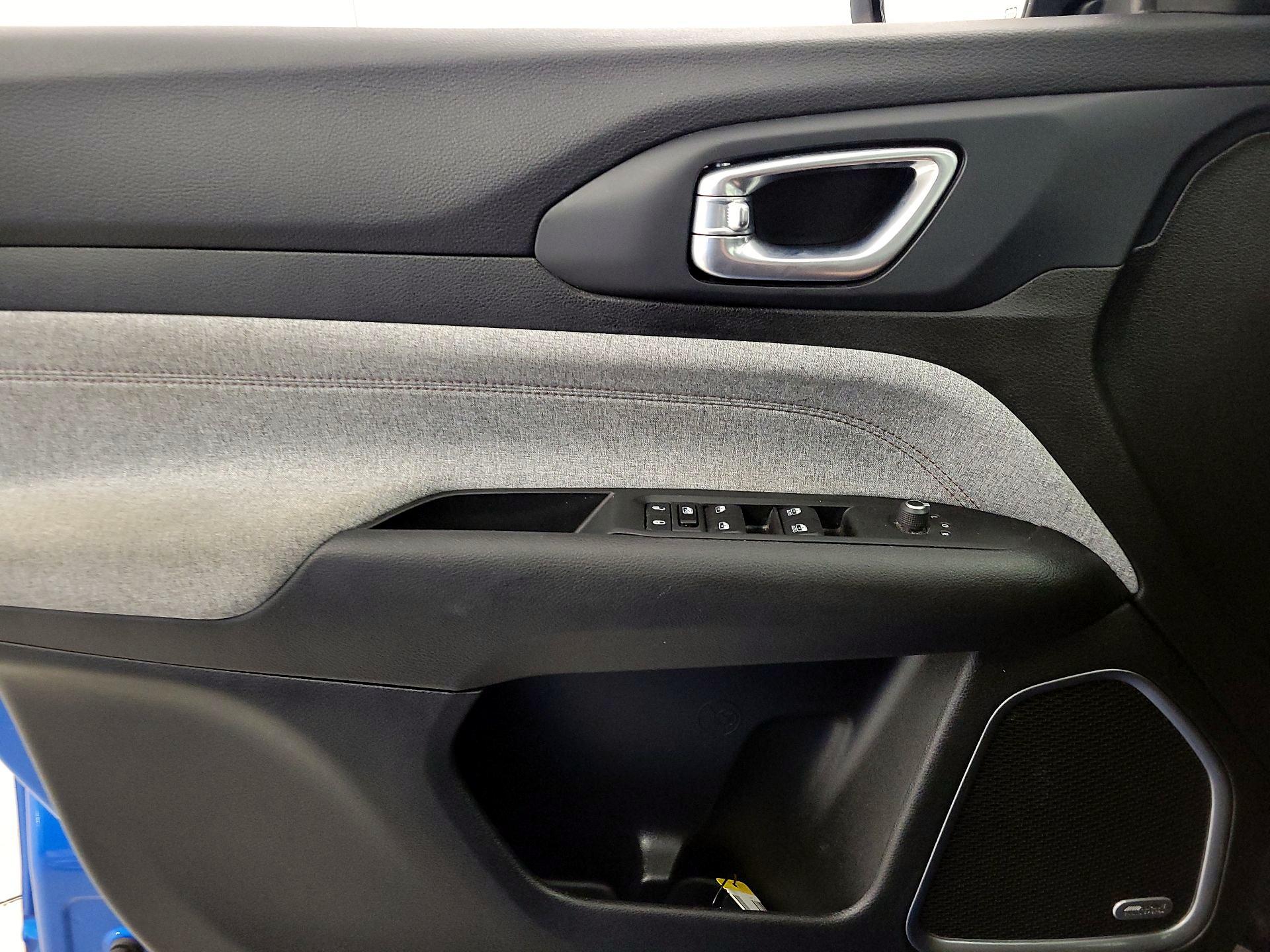 Thumbnail: 2022 Jeep Compass - 12