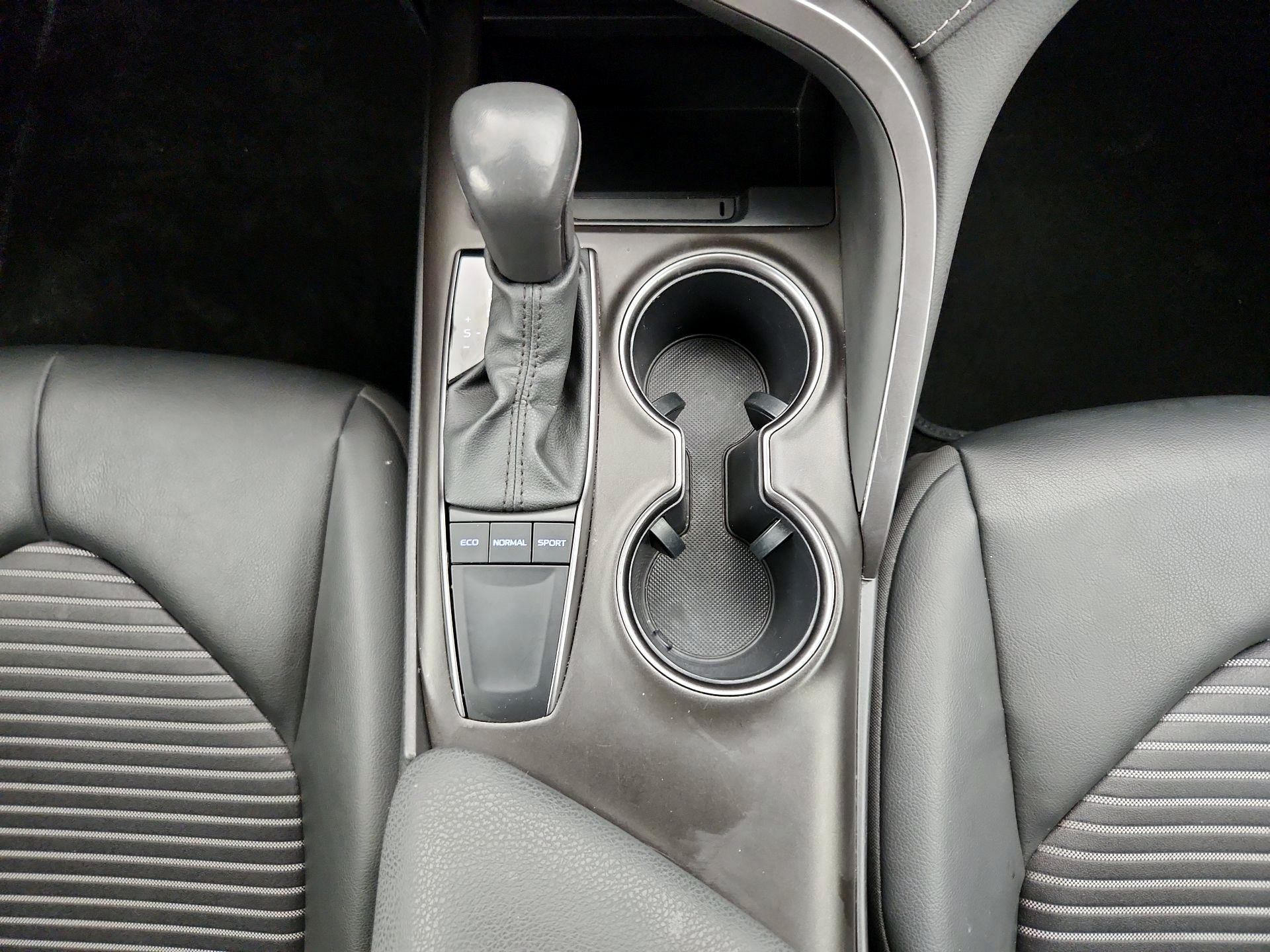 Thumbnail: 2024 Toyota Camry - 17