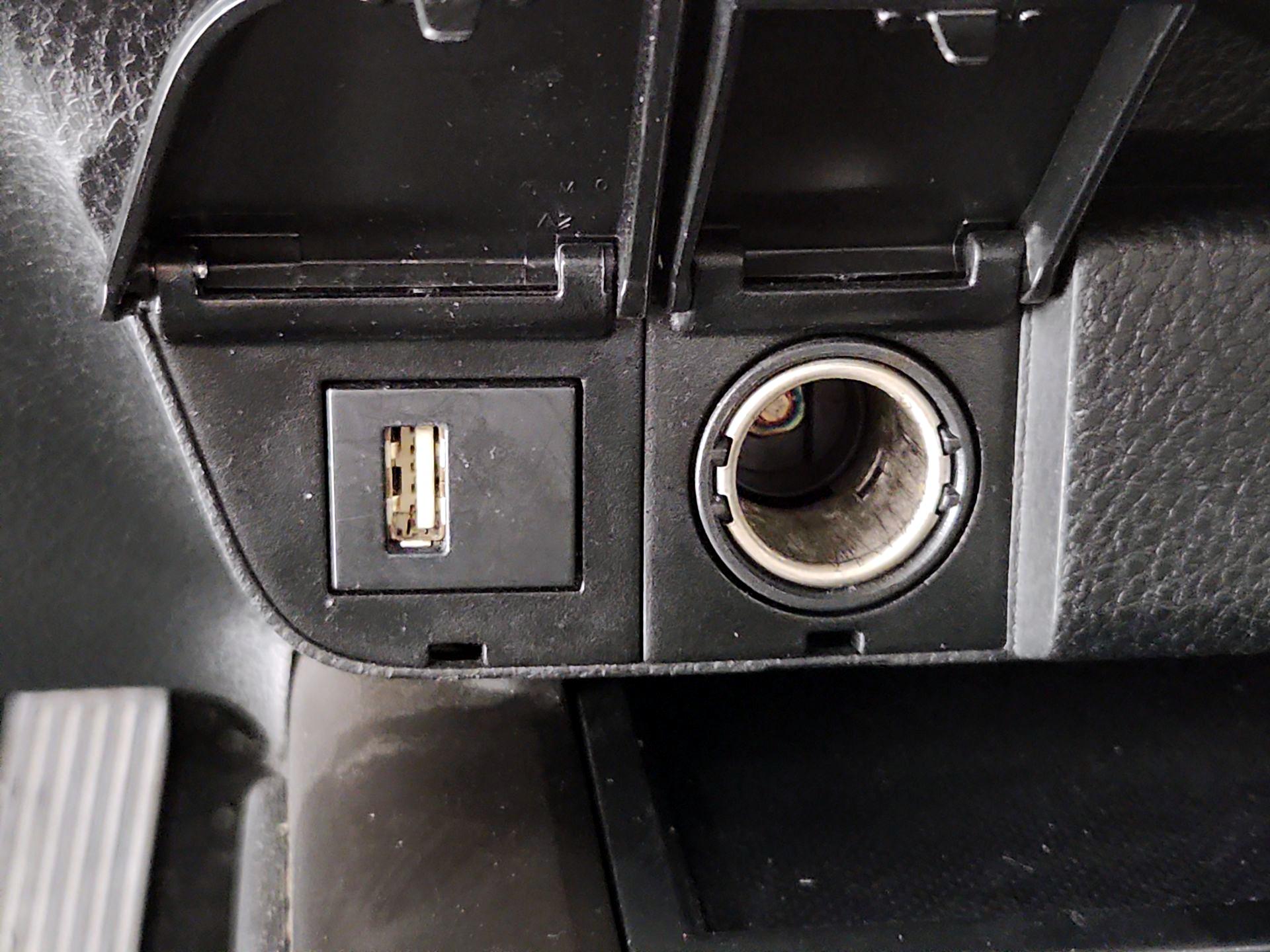 Thumbnail: 2024 Toyota Camry - 18