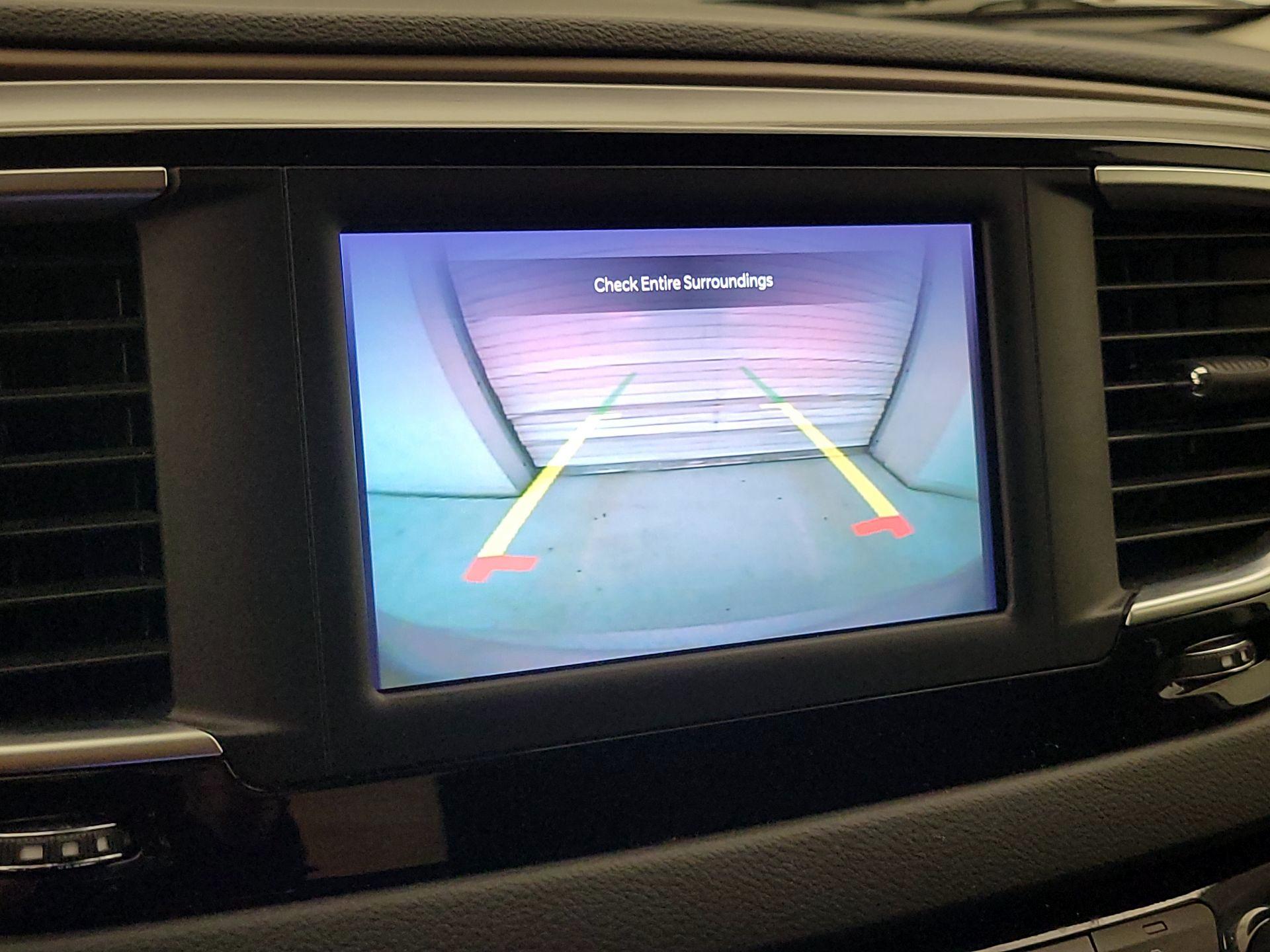 Thumbnail: 2023 Chrysler Voyager - 14