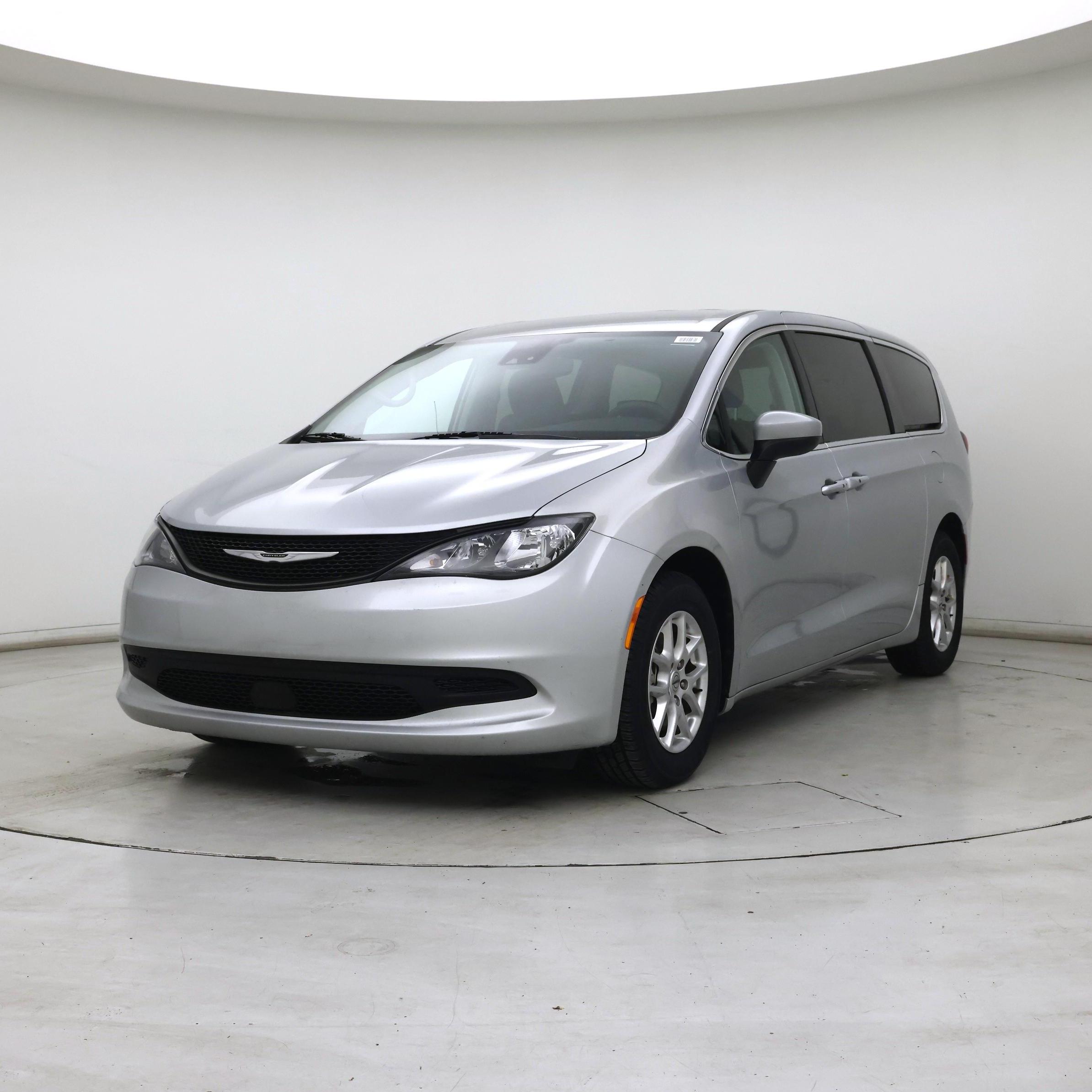 Thumbnail: 2023 Chrysler Voyager - 4