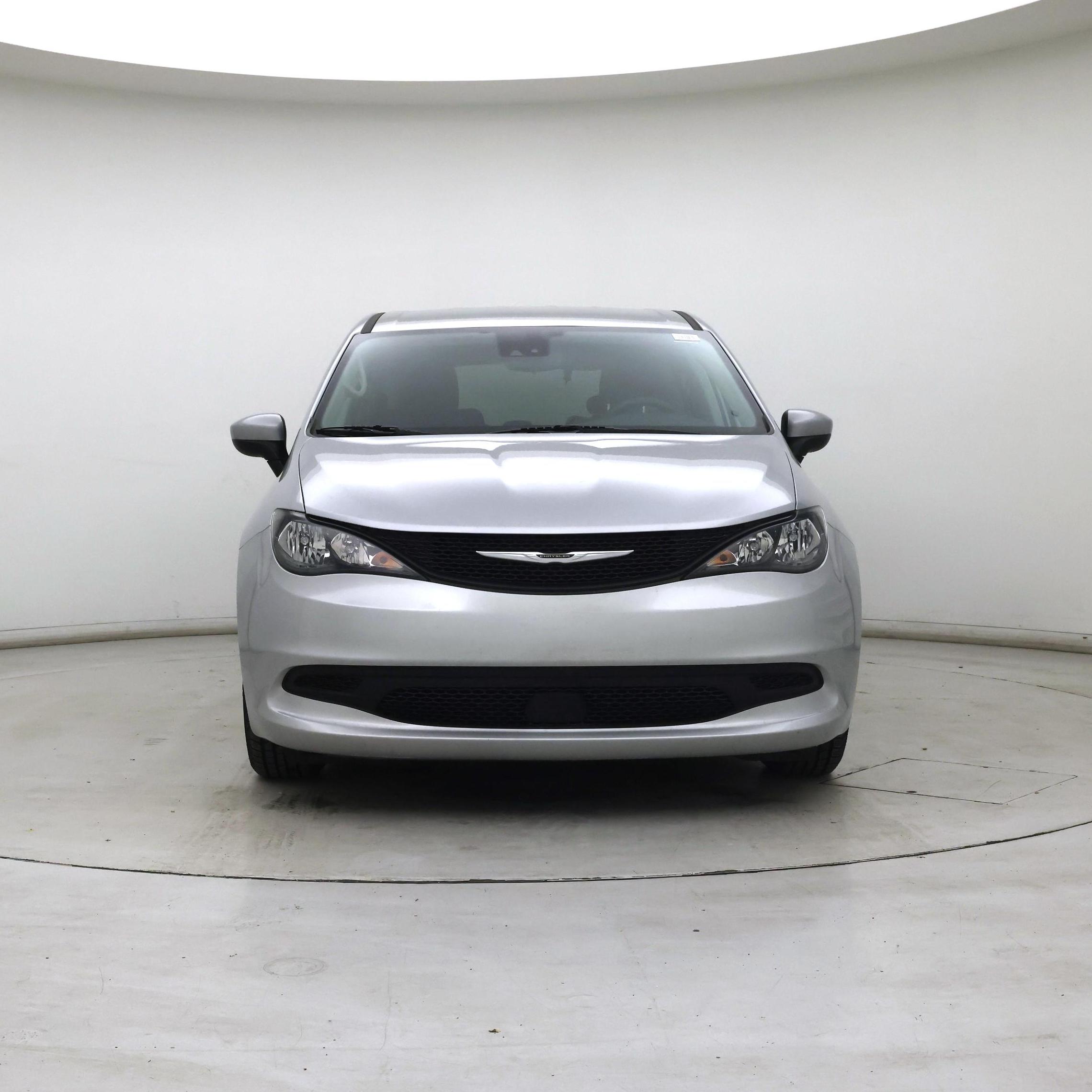 Thumbnail: 2023 Chrysler Voyager - 5