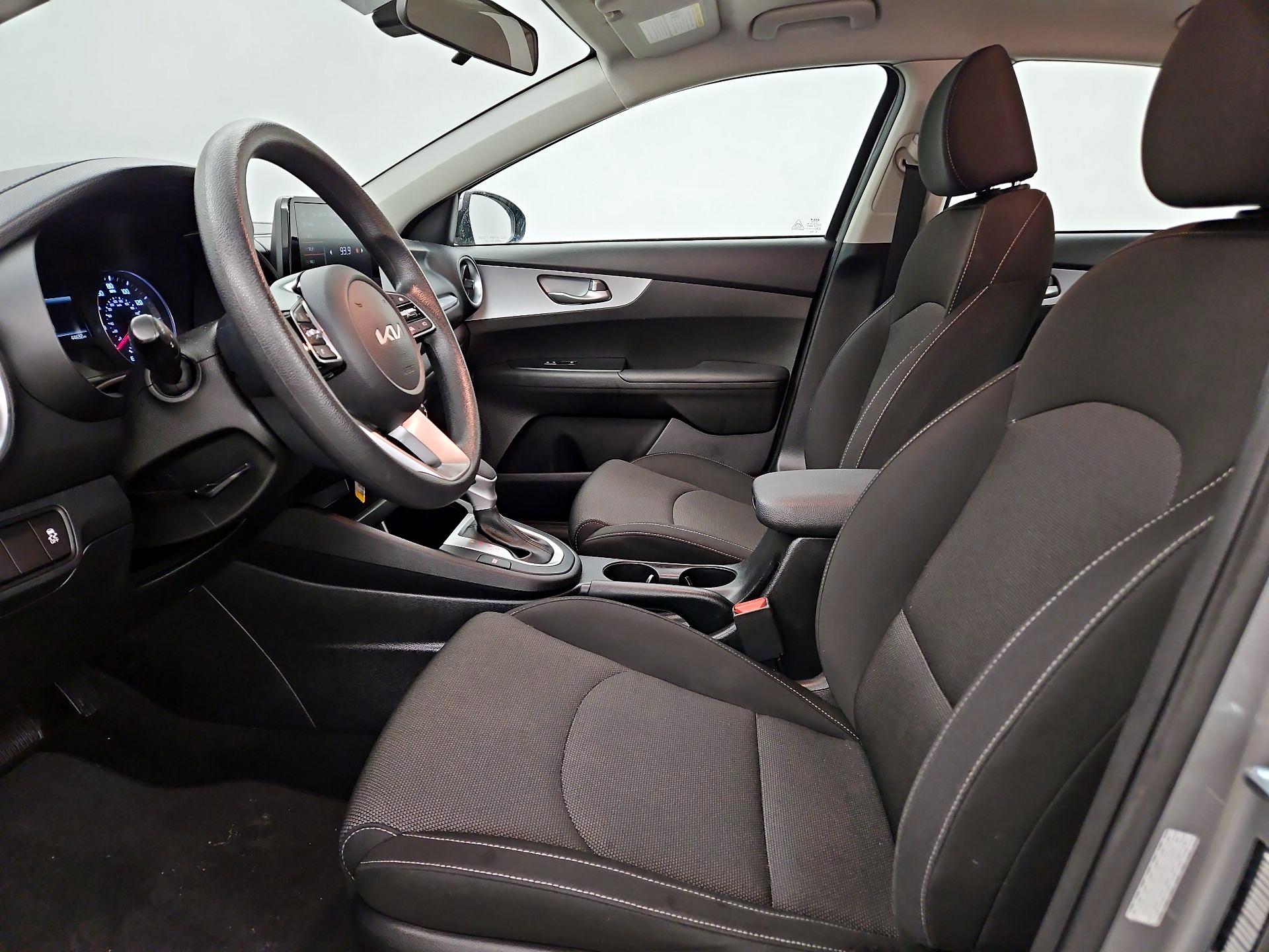 Thumbnail: 2023 Kia Forte - 11