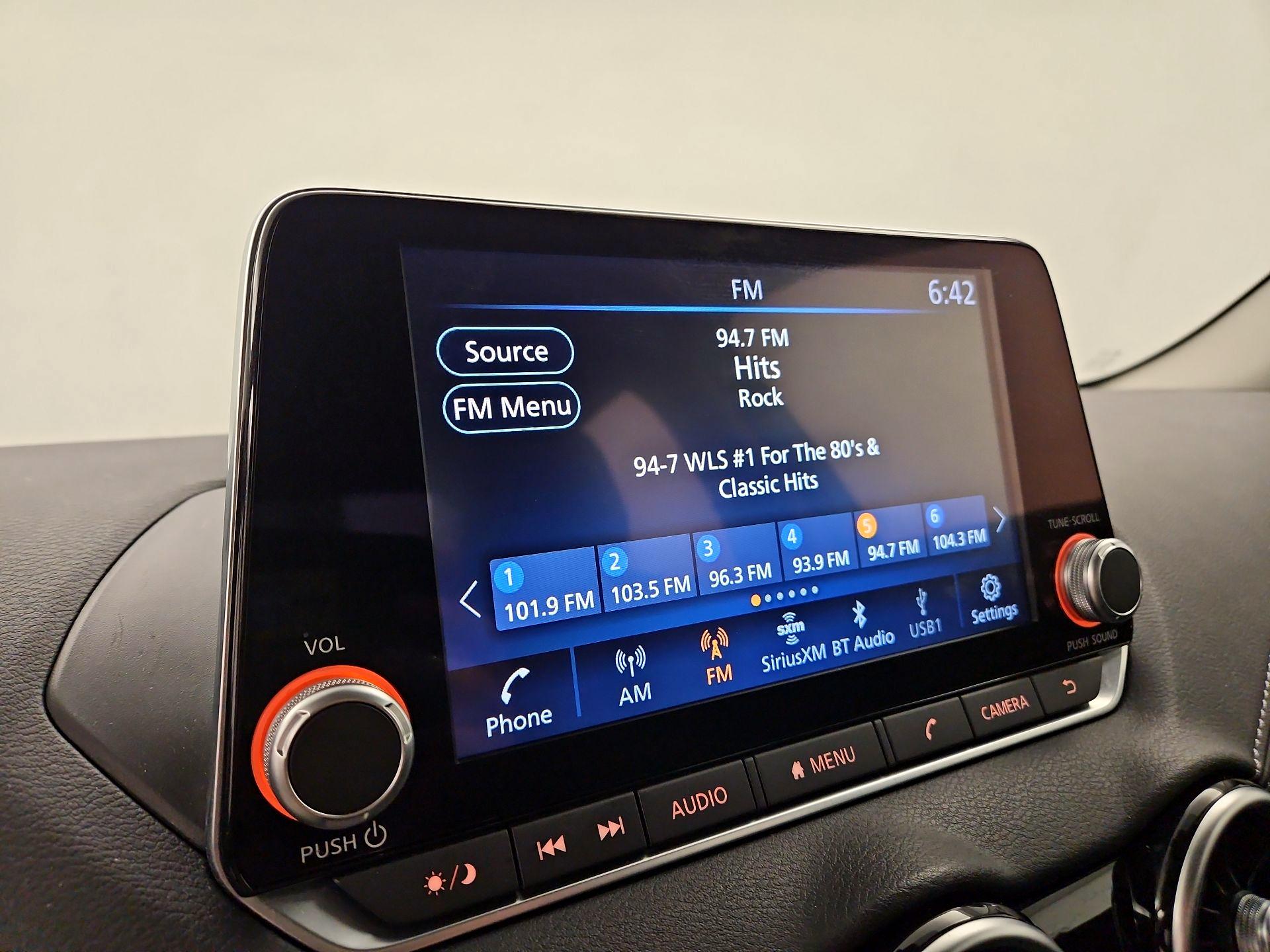 Thumbnail: 2023 Nissan Sentra - 15