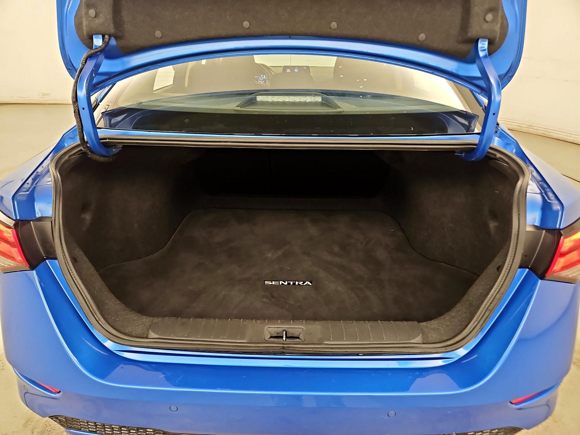 Thumbnail: 2023 Nissan Sentra - 20