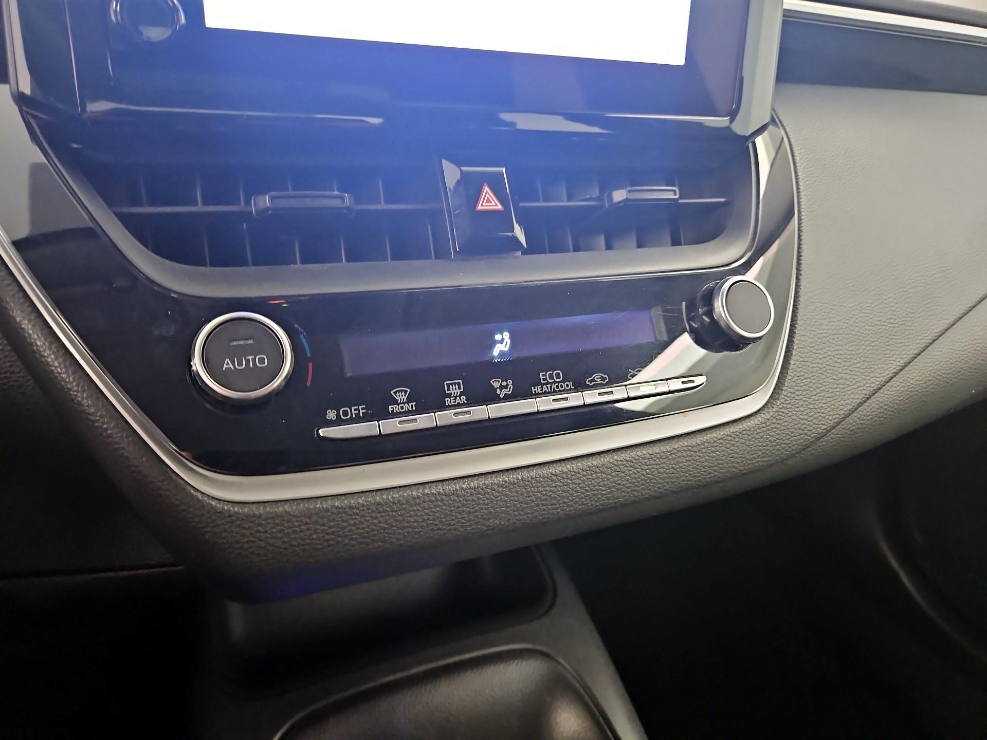 Thumbnail: 2023 Toyota Corolla - 16